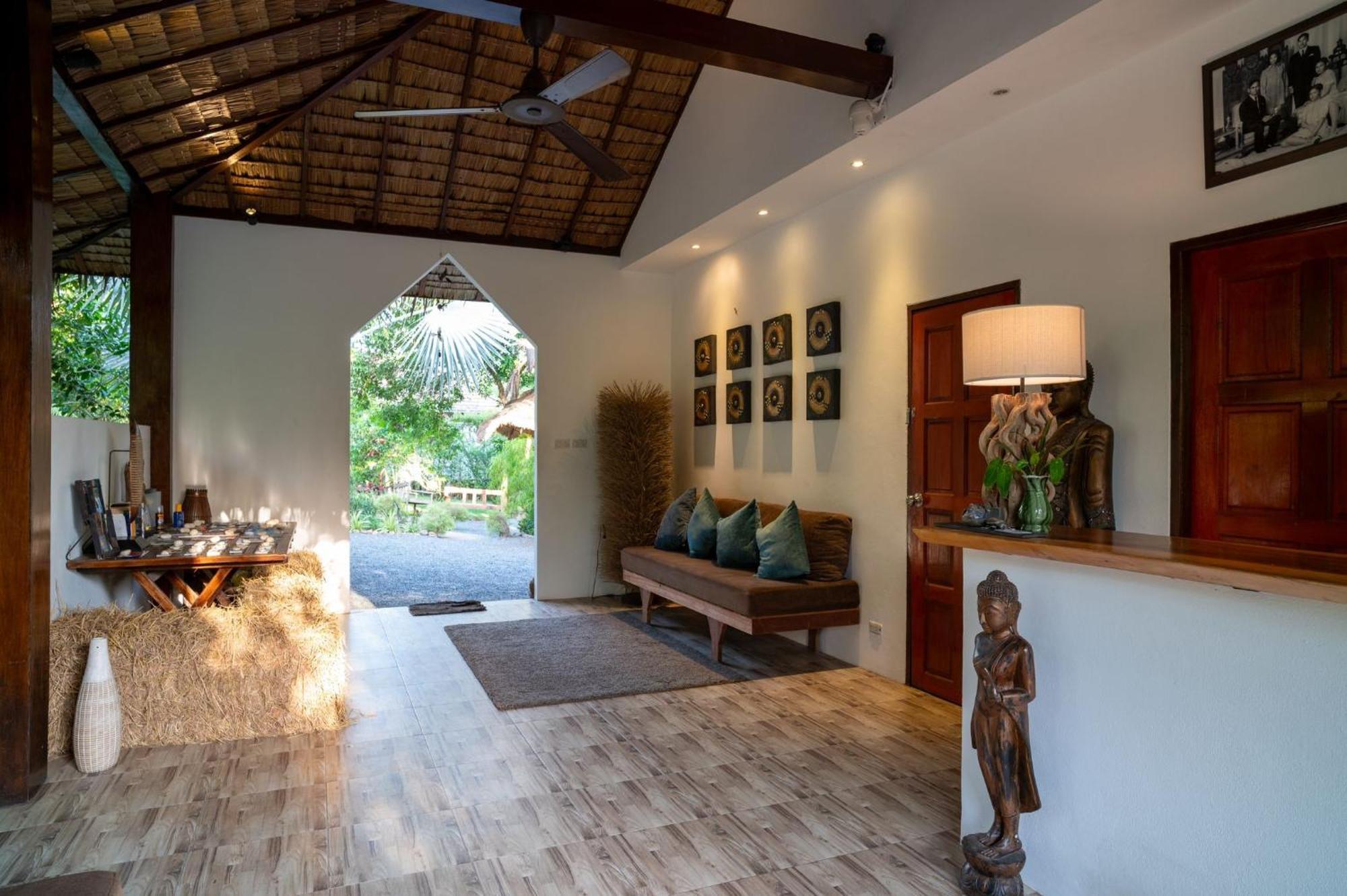 Tropical Season Villa
