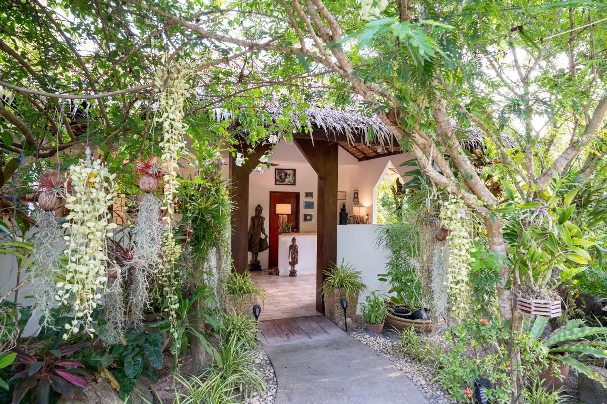 Villa Tropical Season *