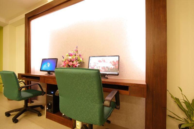 Kalim Place Hotel 2*