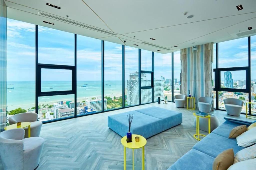 Apartment Sea View 2 Bed At Excellent Location *