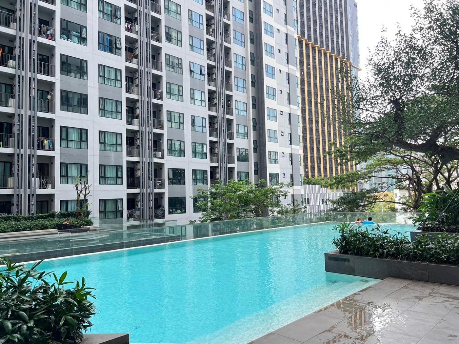 Sea View 2 Bed At Excellent Location Apartment *