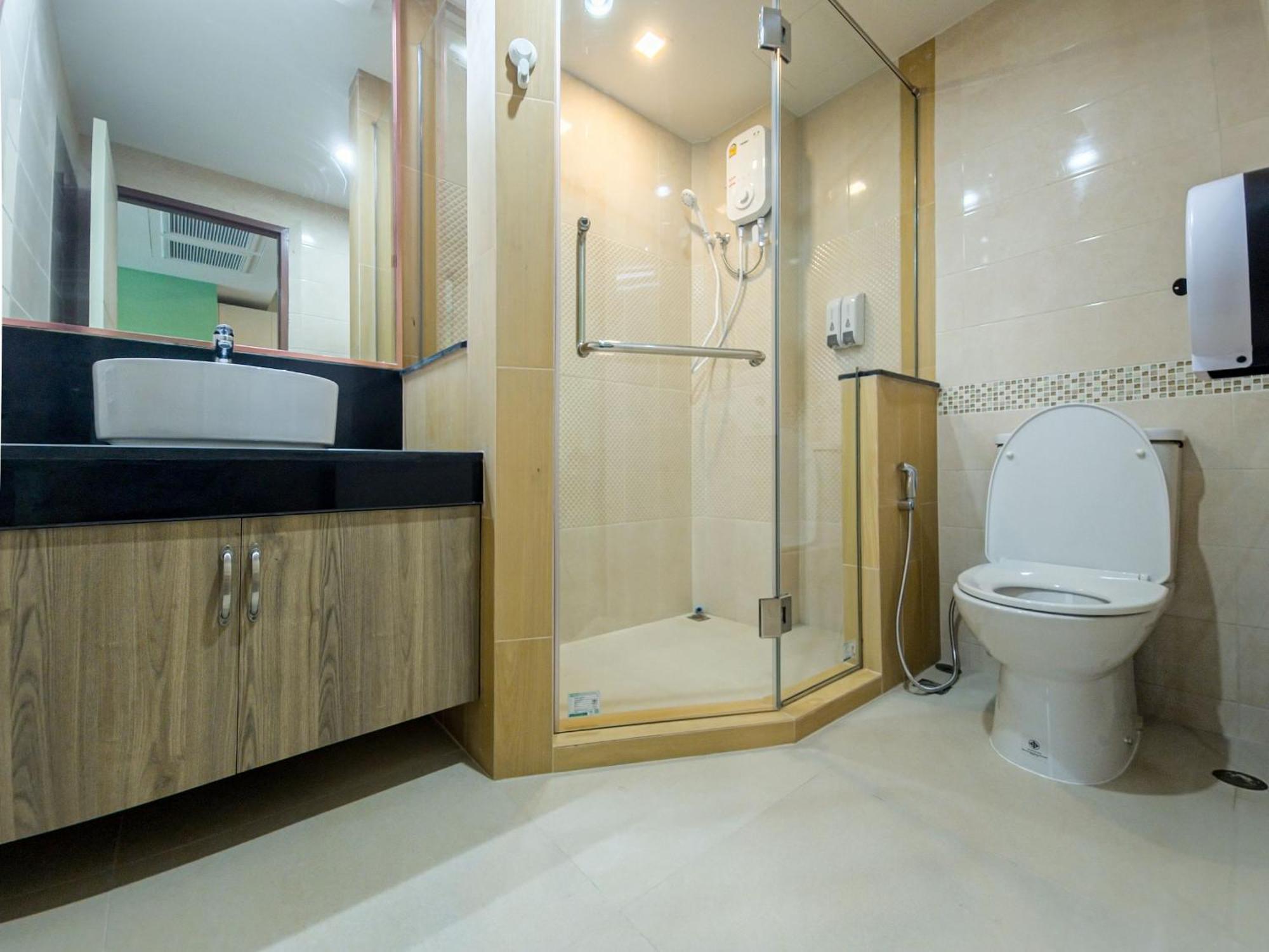 เจ เดอะพาร์ค คอนโดเทล Apartment Hat Yai