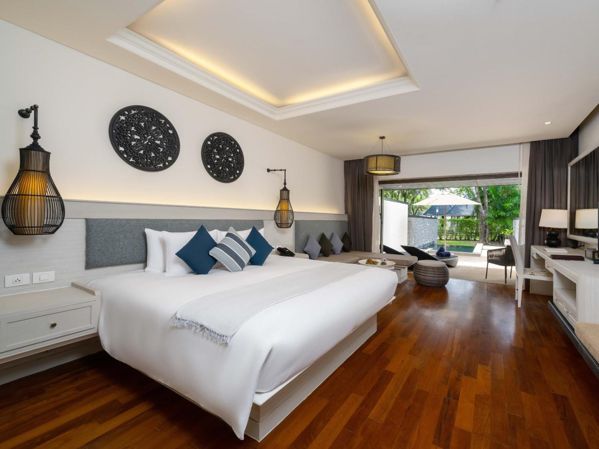 Natai Beach Resort 5*