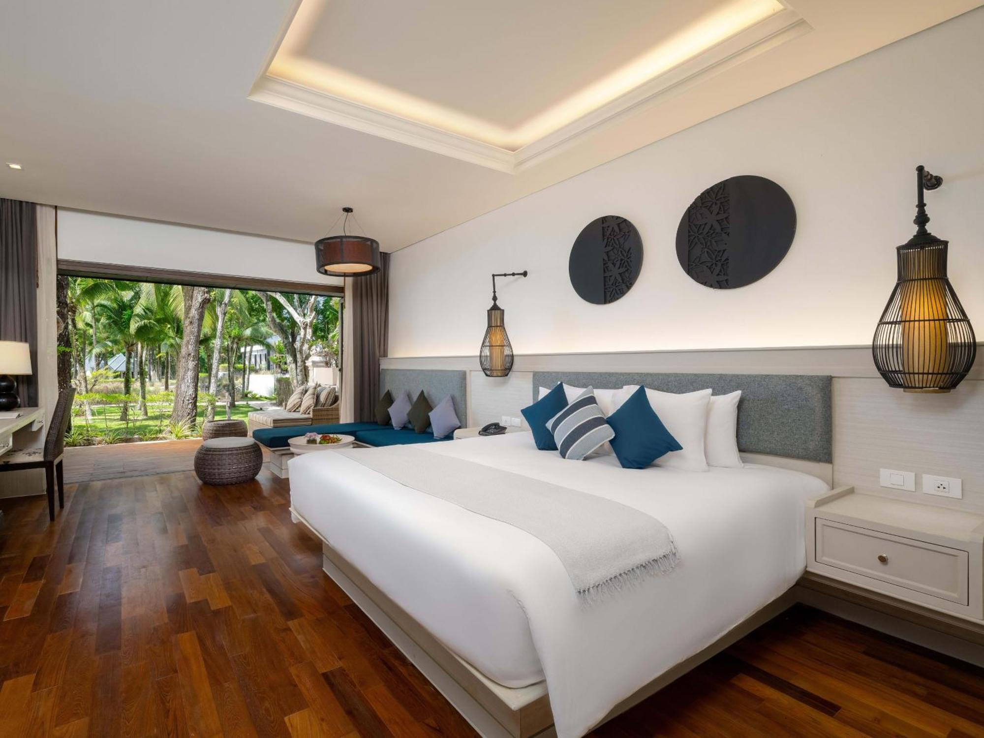 Natai Beach Resort Resort 5*