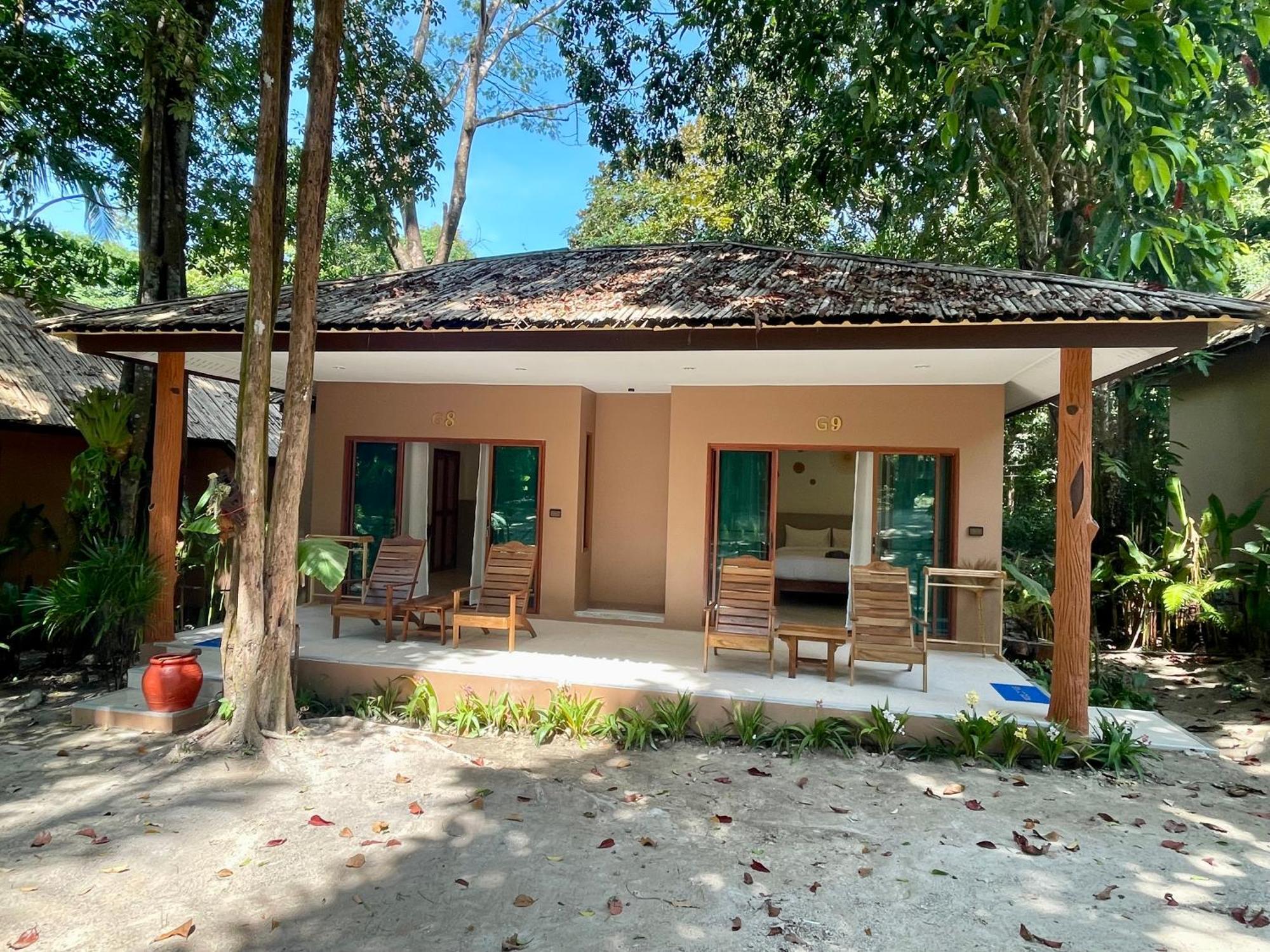 Resort Sunny Cove Koh Phayam Ranong