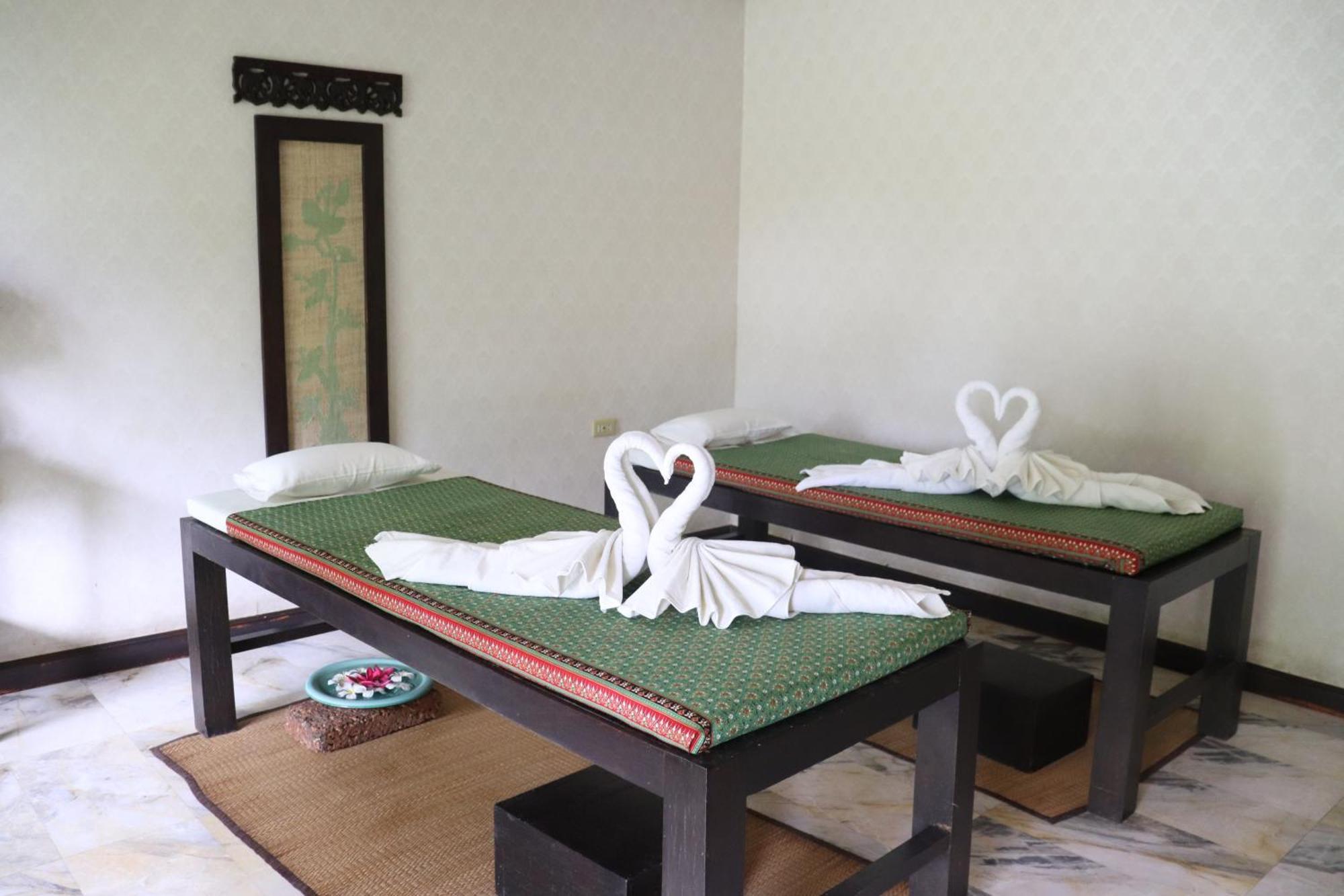 Resort Royal River Kwai And