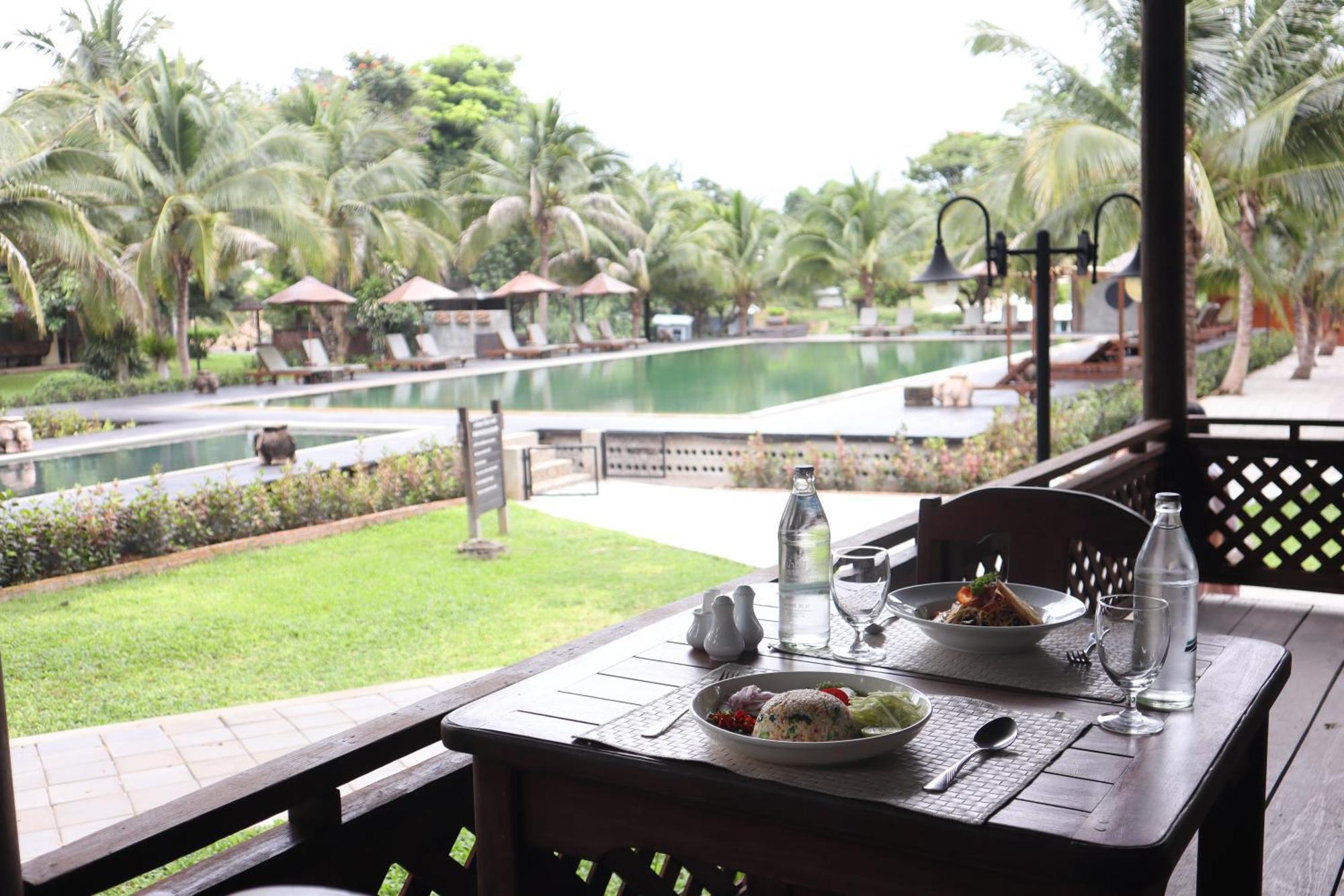 Royal River Kwai And Resort