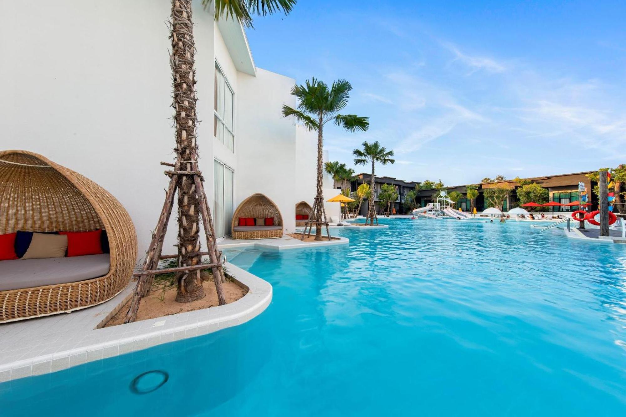 The Gems Mining Pool Pattaya 5* Nong Prue