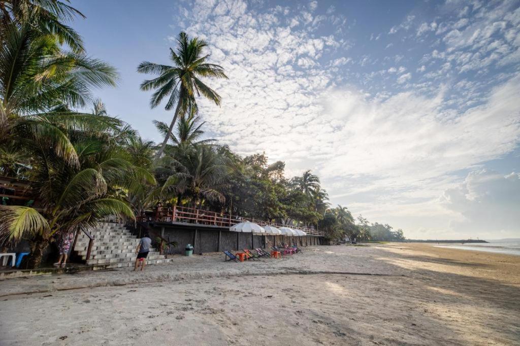 Resort Baan Suan Aou Khai Rayong
