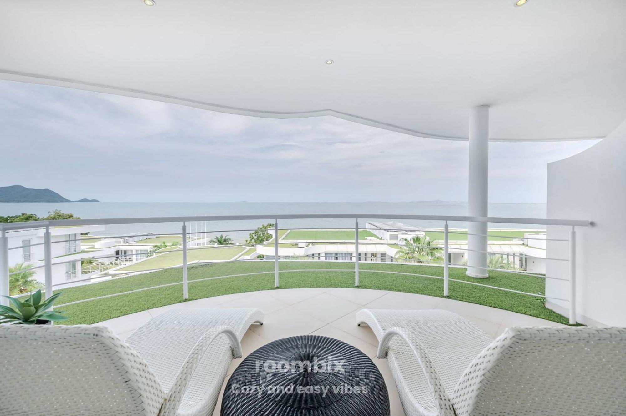 Pure Sunset - Ocean View Room, Pattaya *