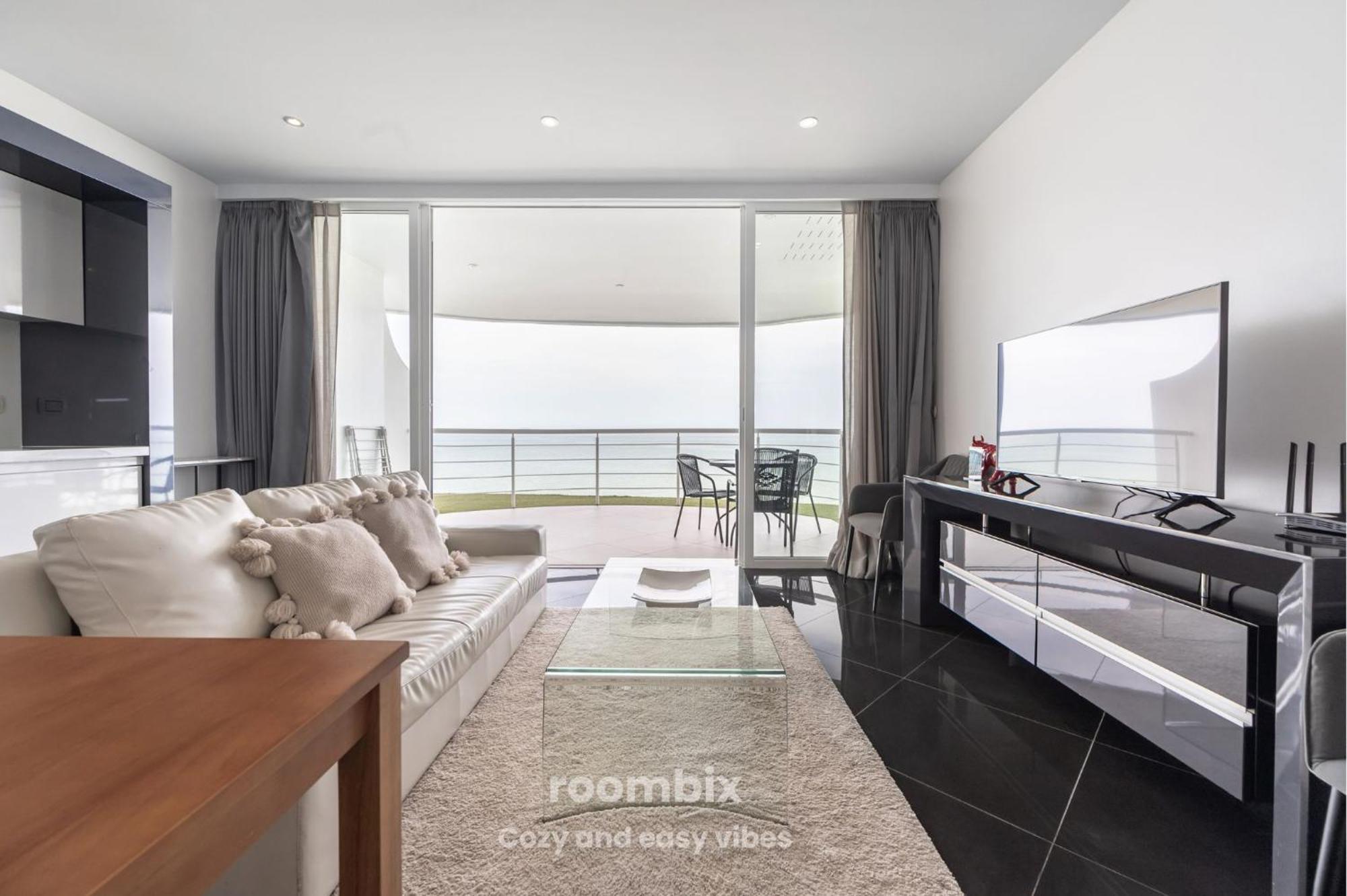 Pure Sunset - Ocean View Room, Pattaya Aparthotel