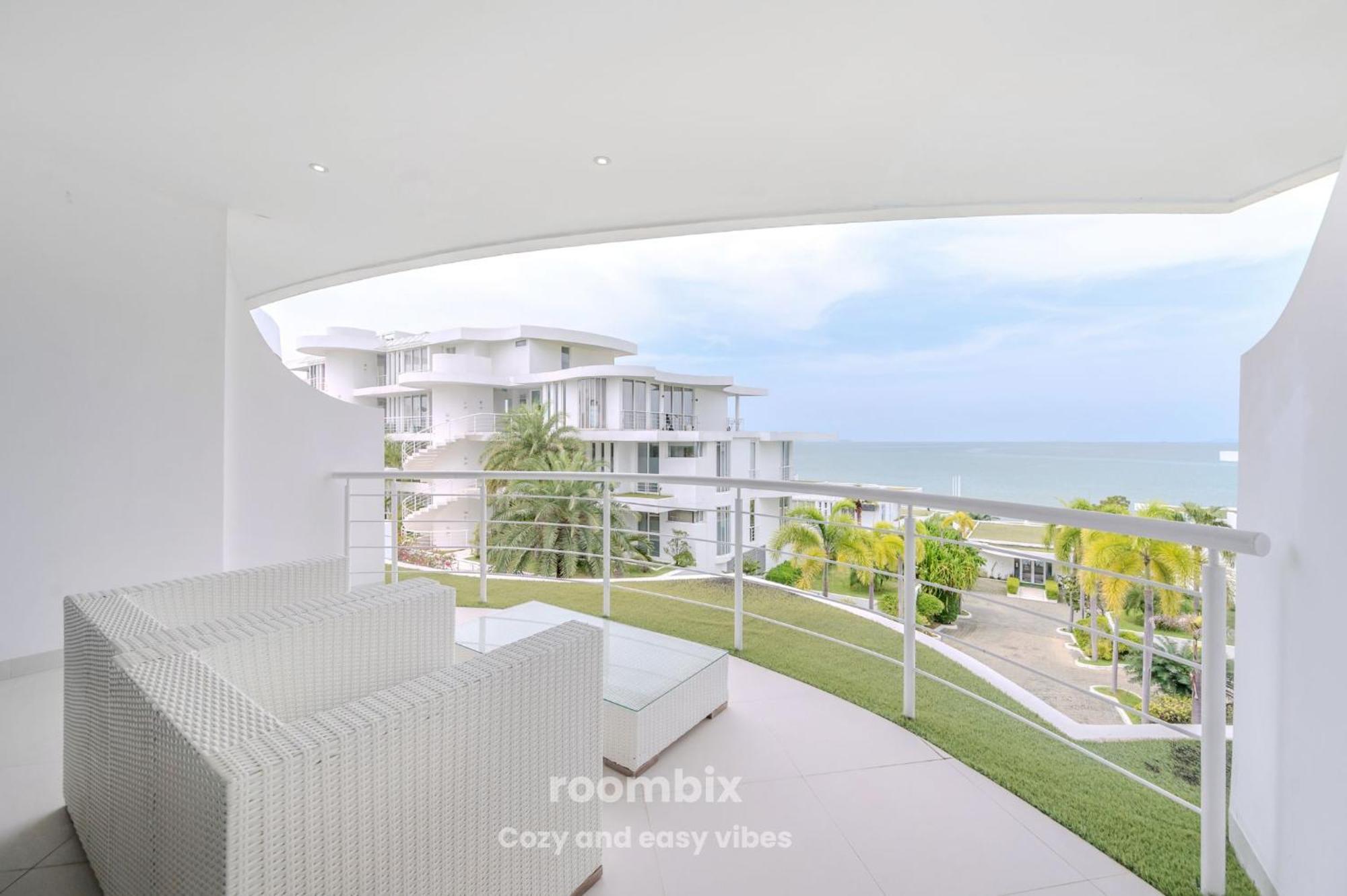 Pure Sunset - Ocean View Room, Pattaya *