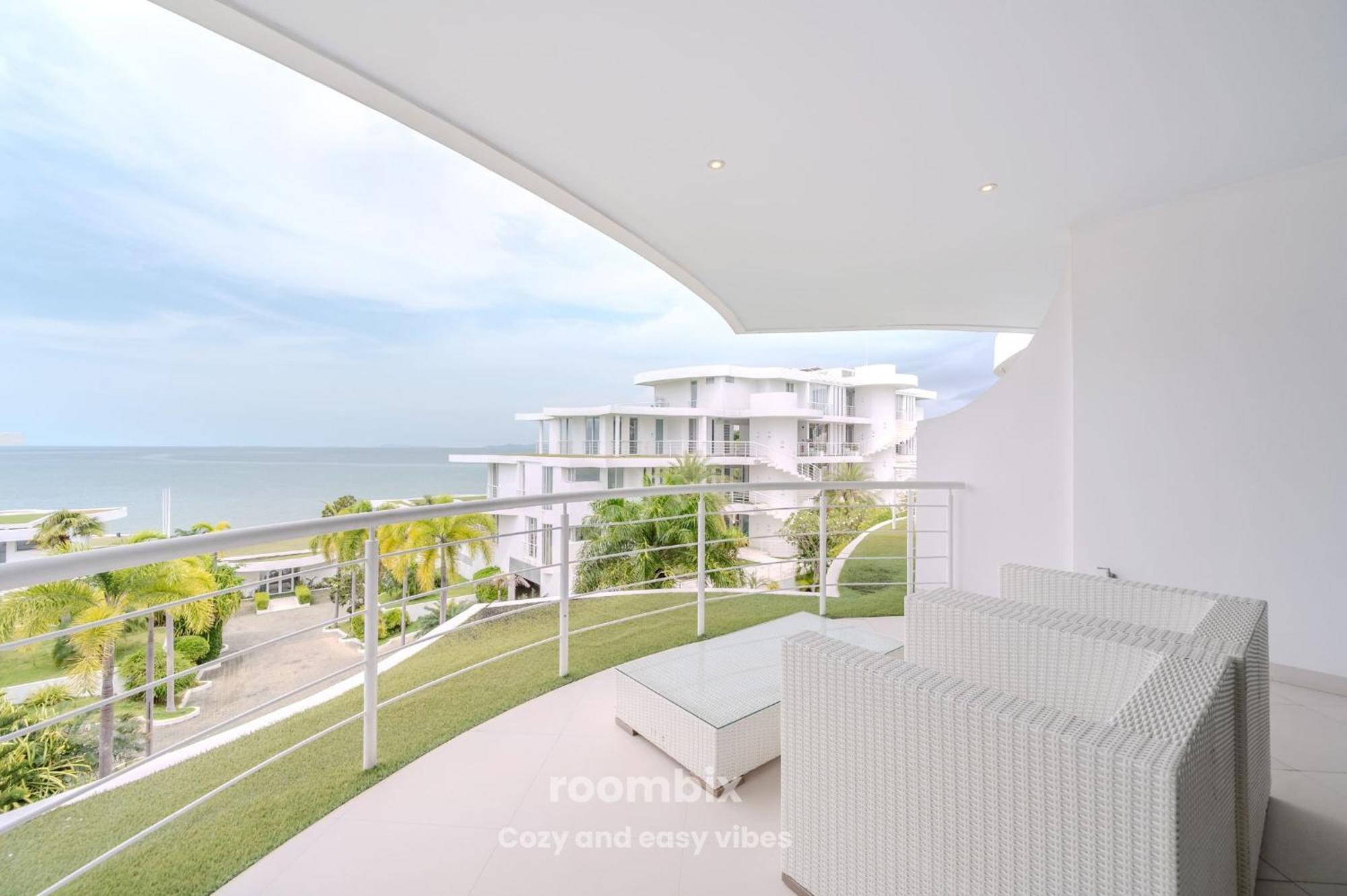 Pure Sunset - Ocean View Room, Pattaya Aparthotel Na Chom Thian