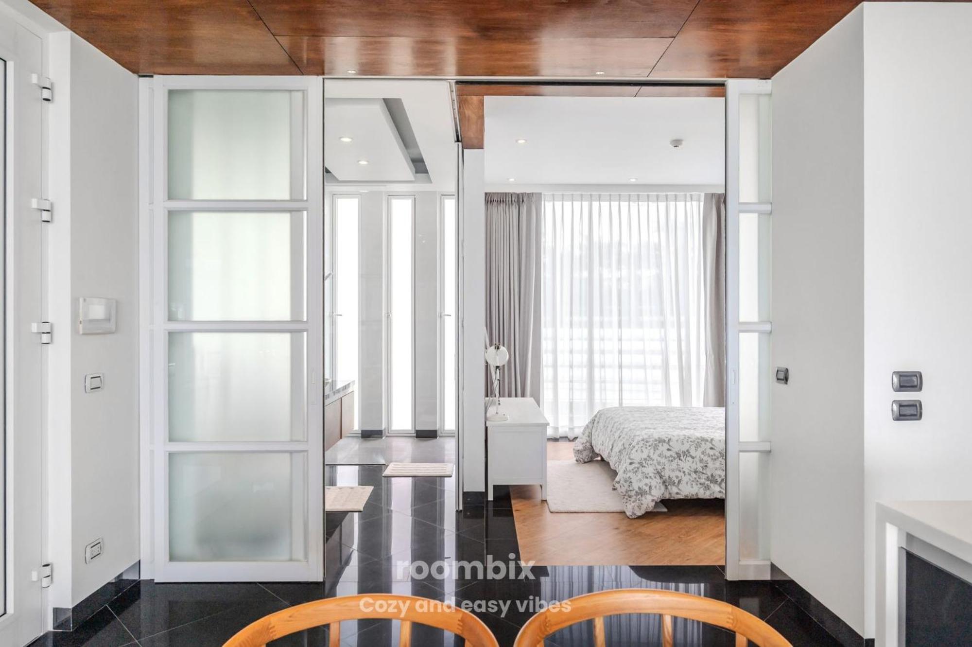 Pure Sunset - Ocean View Room, Pattaya Aparthotel Na Chom Thian