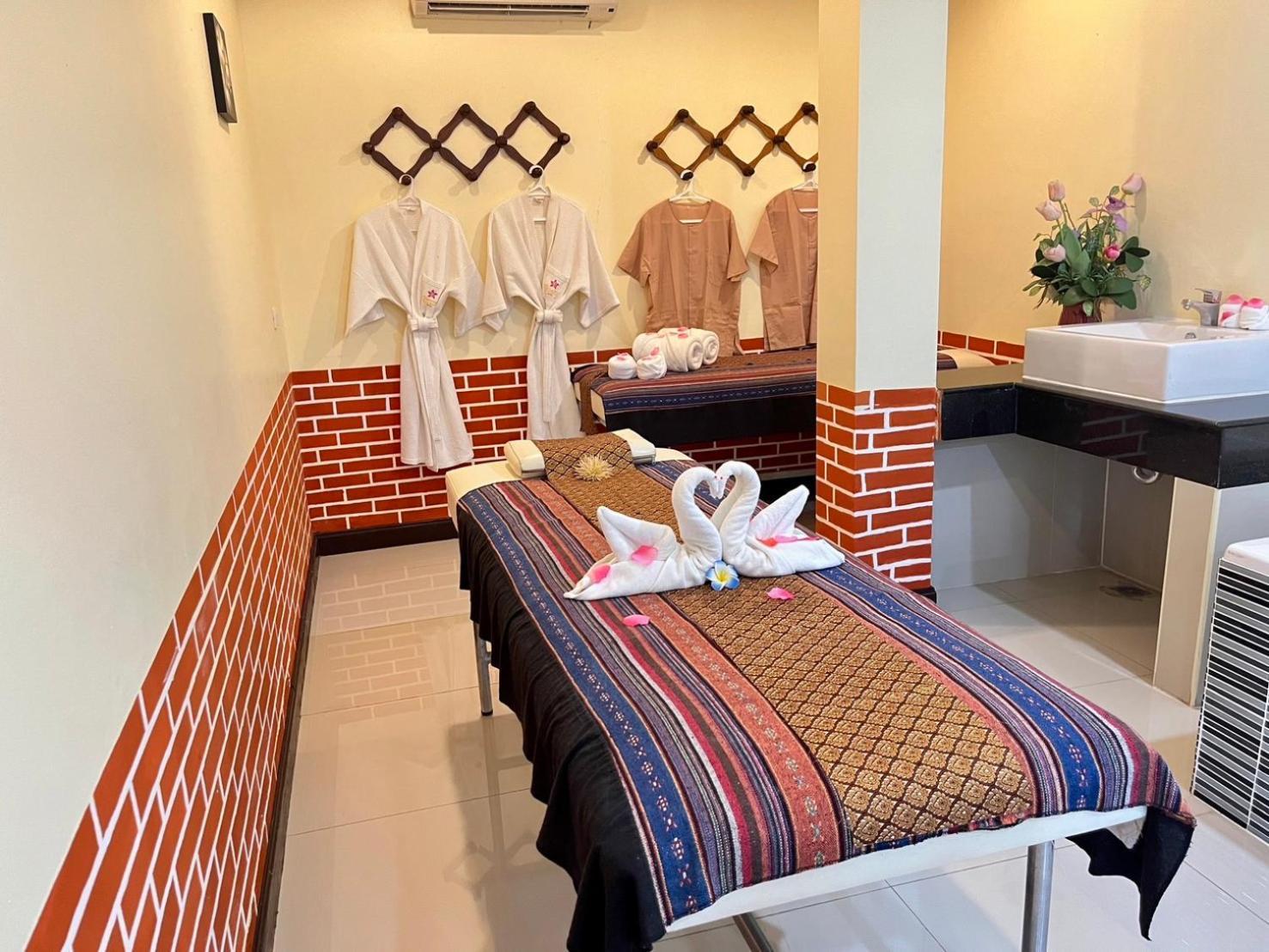 Saisawan Luxury Na Chom Thian