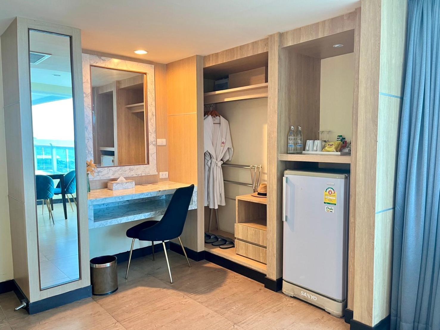 Resort Saisawan Luxury Na Chom Thian
