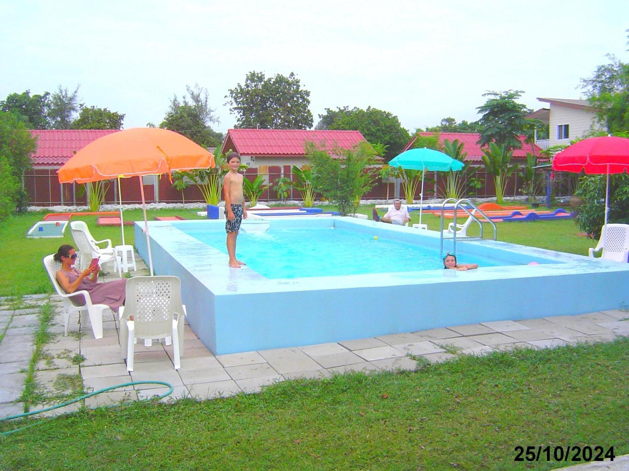 Mini-golf **** &