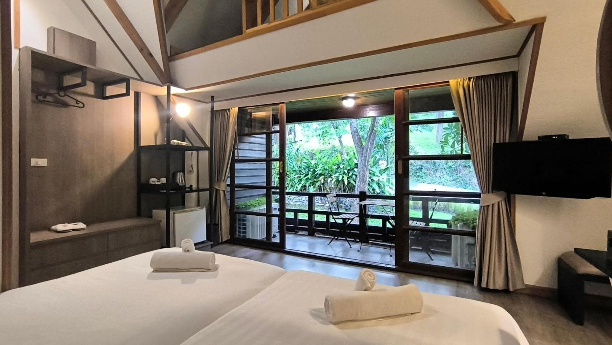 Issara Boutique Winery 4* Muak Lek