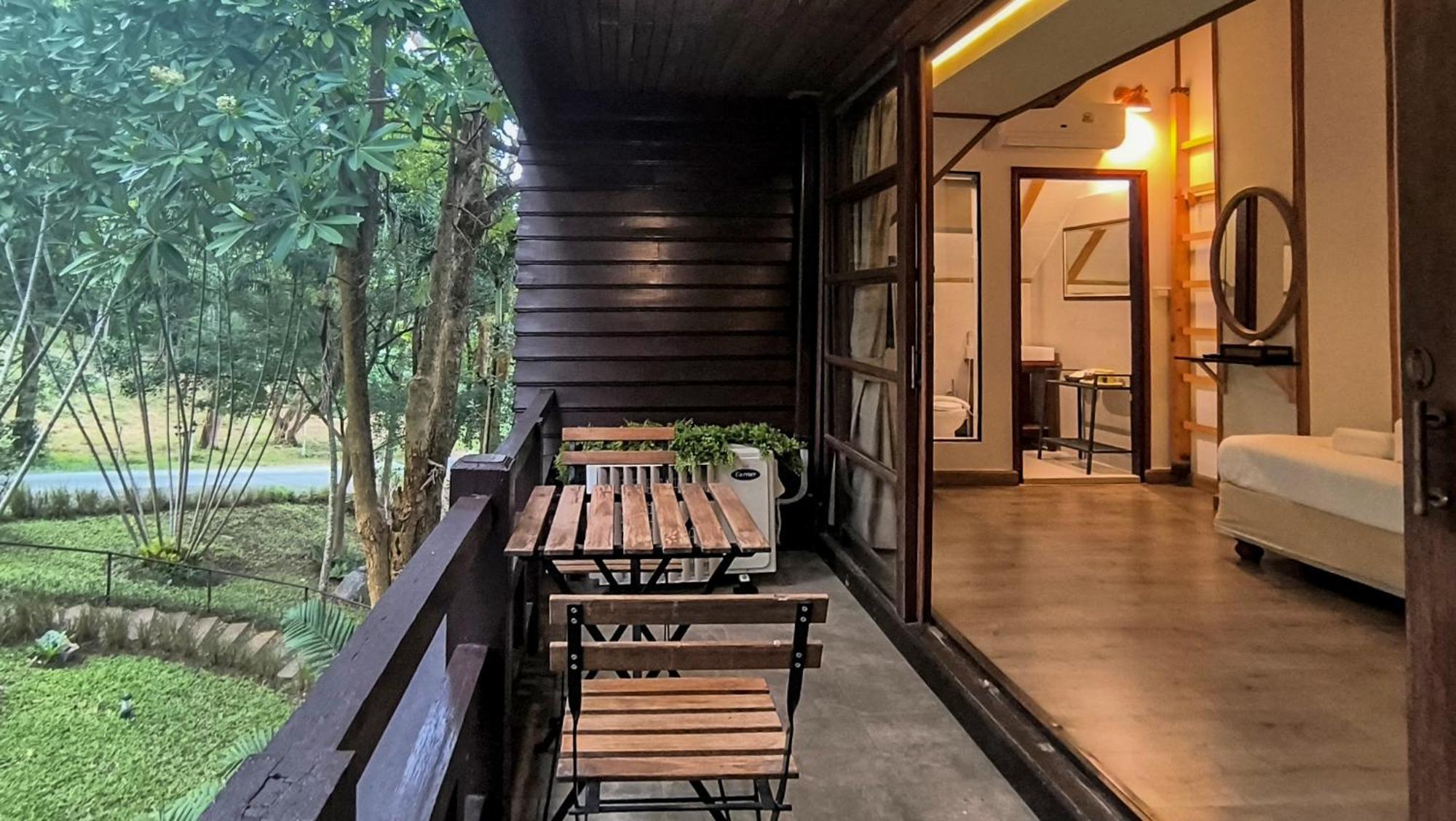 Hotel Issara Boutique Winery 4*