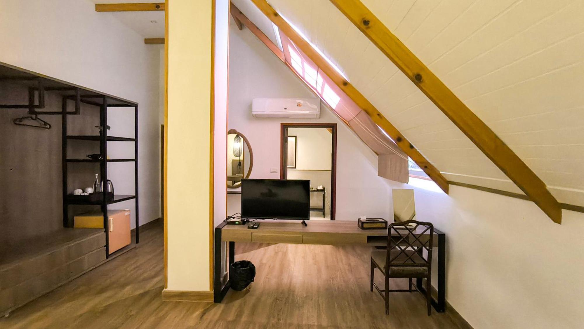 Issara Boutique Winery Hotel
