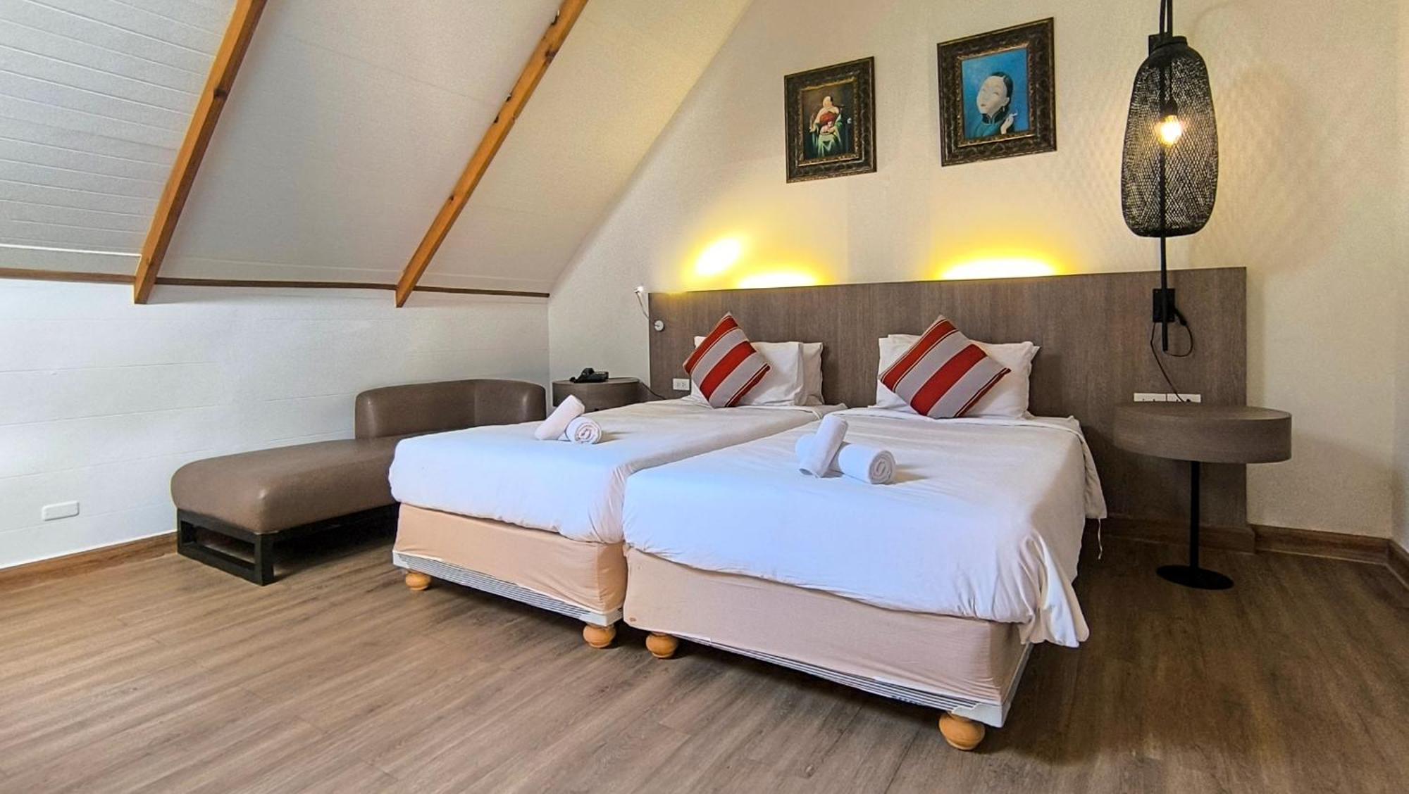 Hotel Issara Boutique Winery