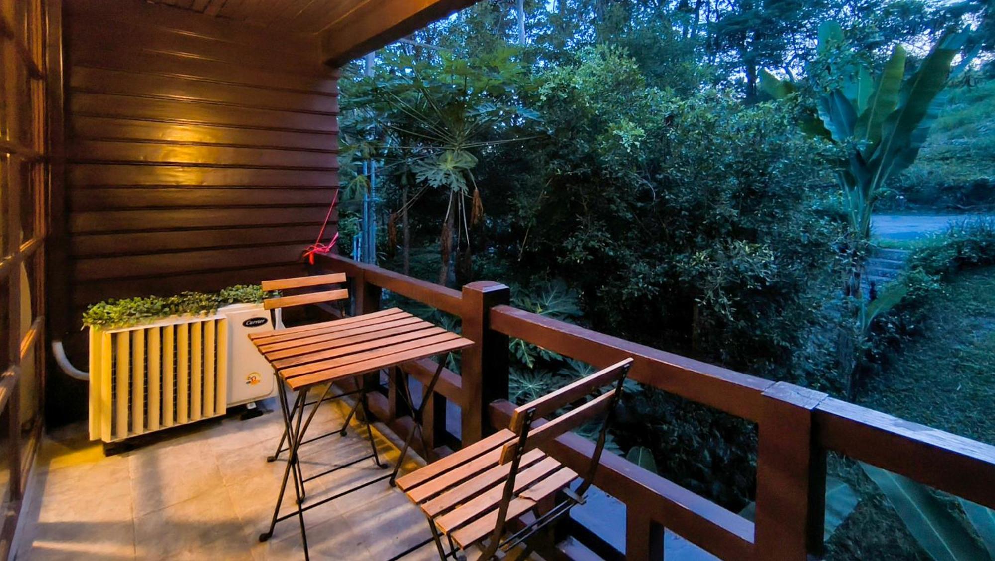 Issara Boutique Winery 4*