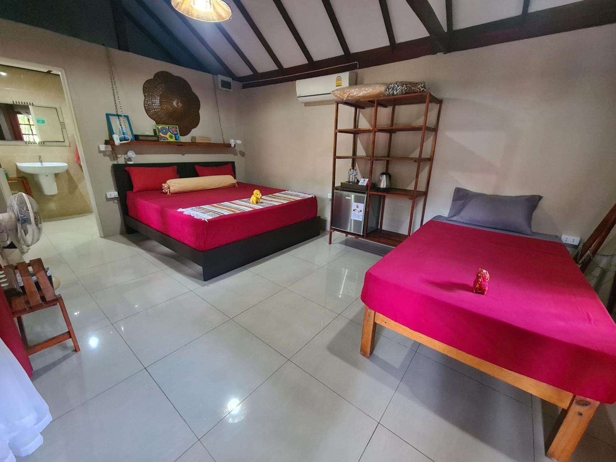 Resort Red Moon Hideaway