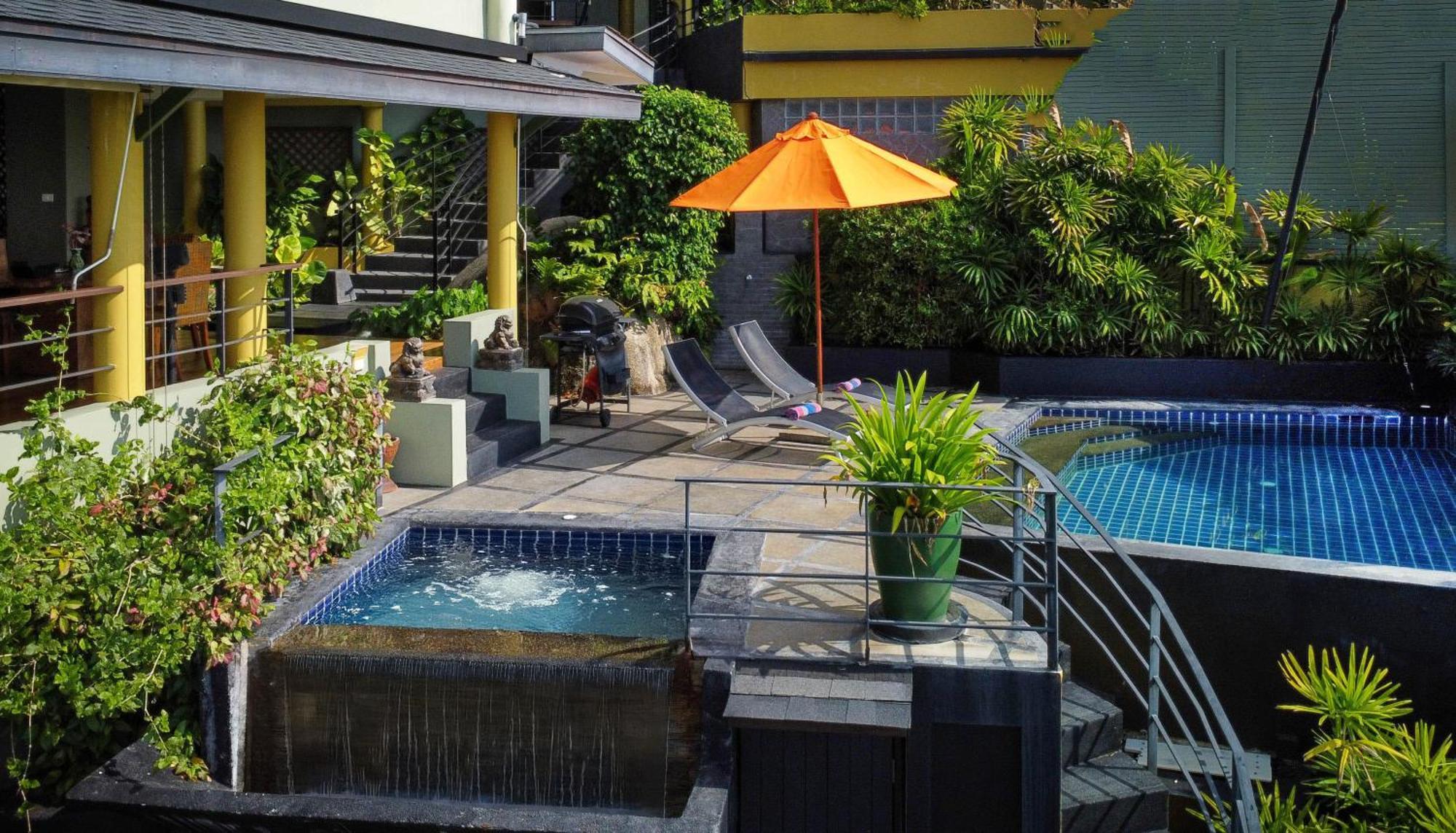Emerald Villa