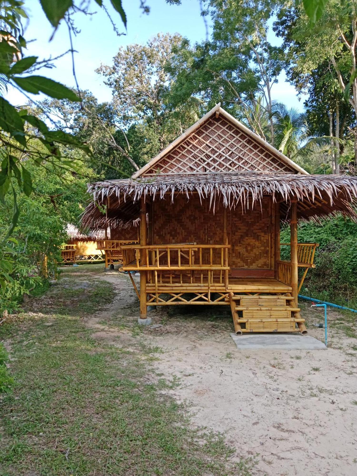 Hotel Koh Yao Front