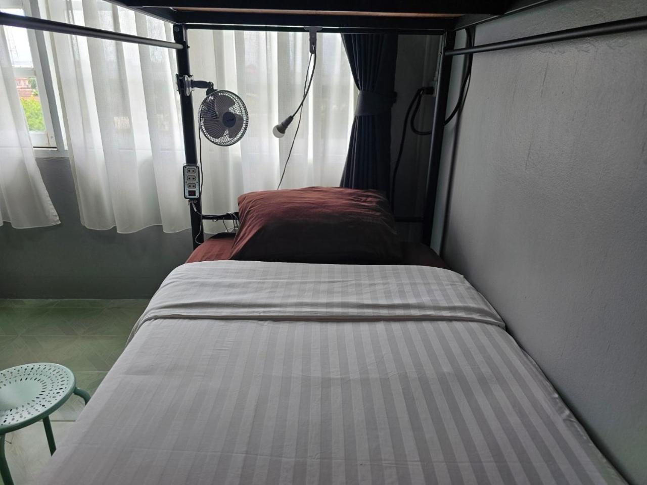 House Of Jade Homestay *