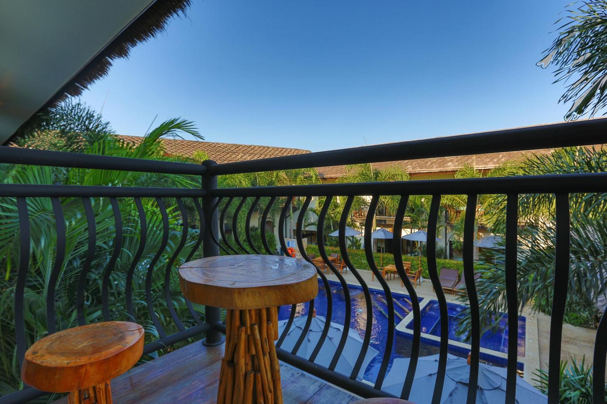 Pa Prai Villas And Suites Resort