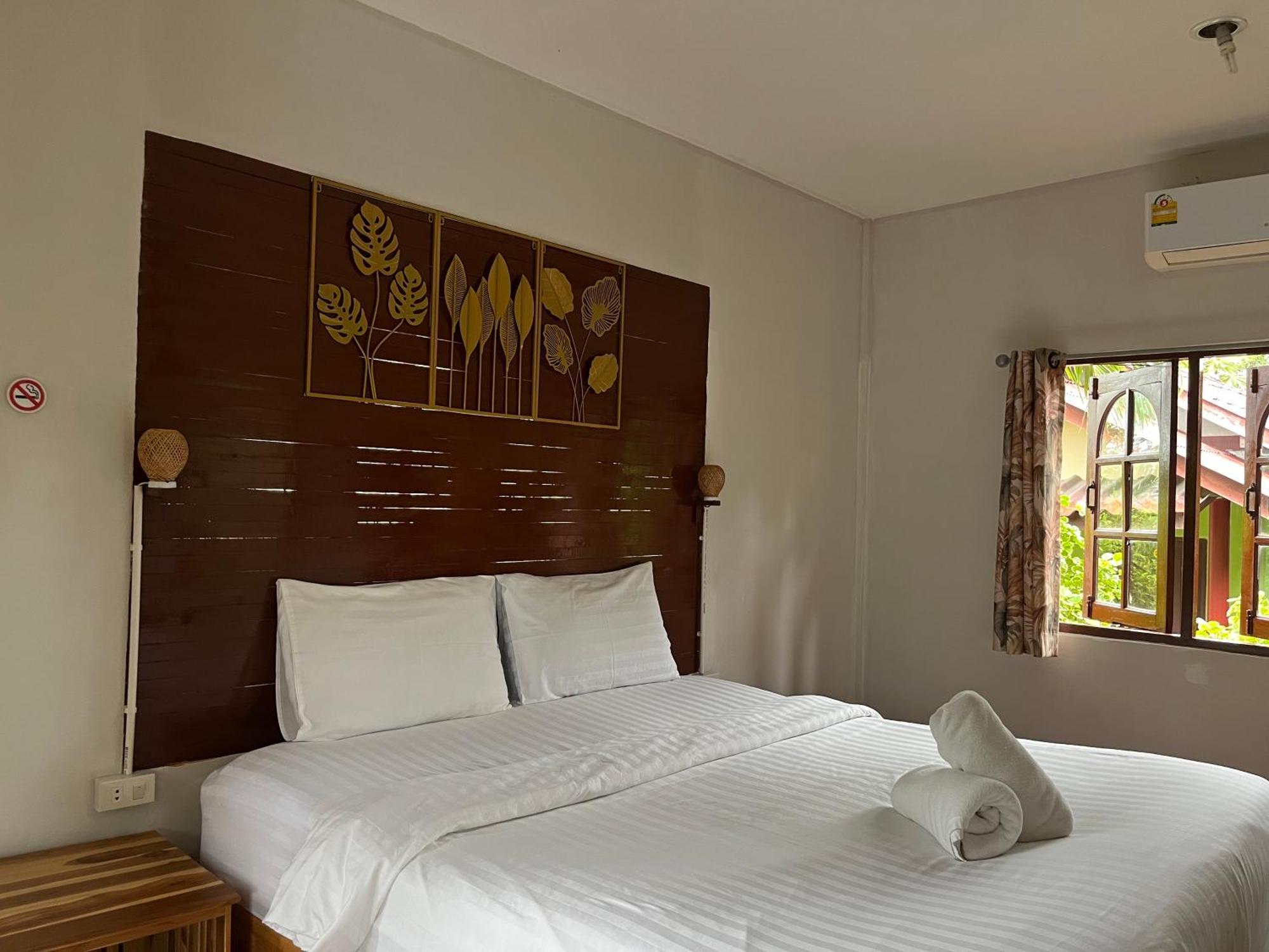 Namthip Homebeach Lodge Baan Tai