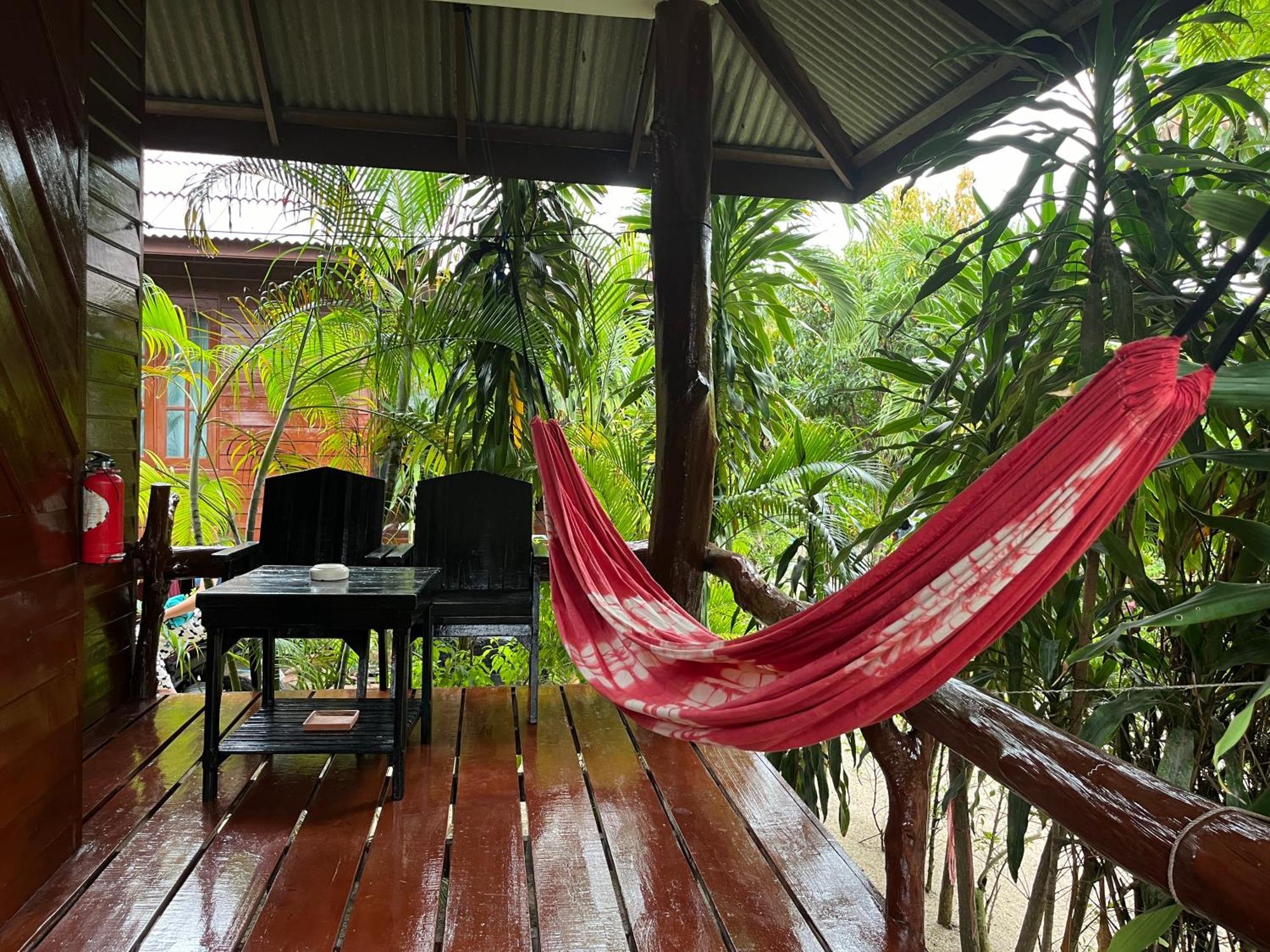 Lodge Namthip Homebeach *