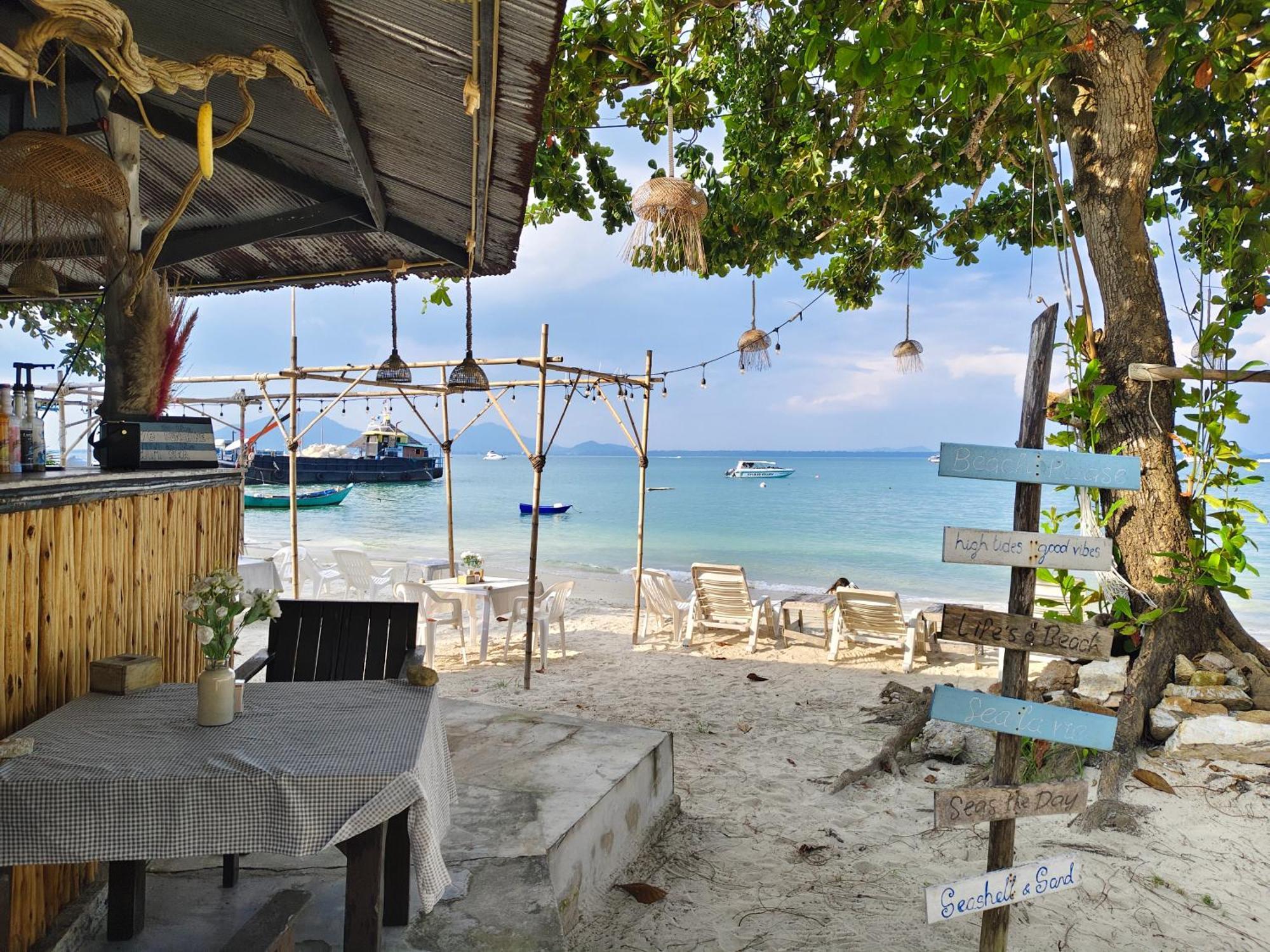 Minnie Seaview Koh Samet