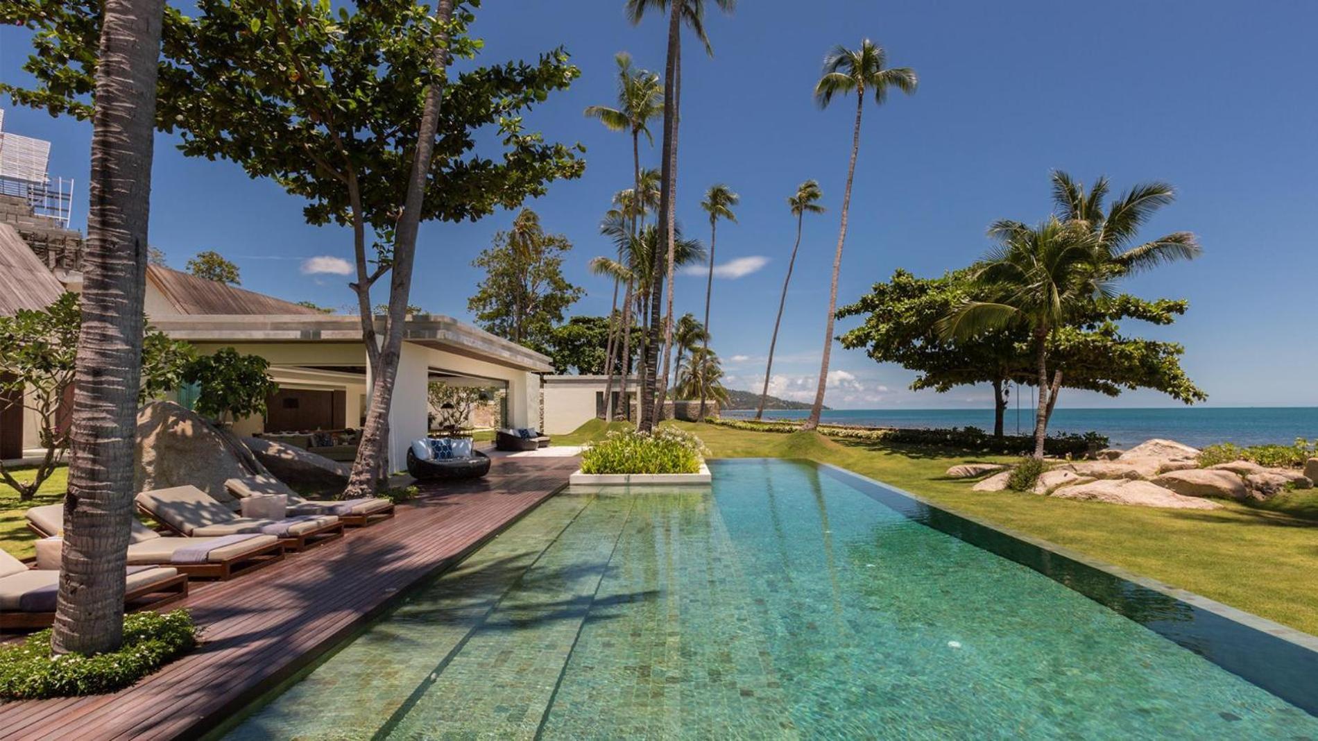 Fashionable Malabar Beachfront 5 Bedrooms 2 Kid's Bedrooms Villa *