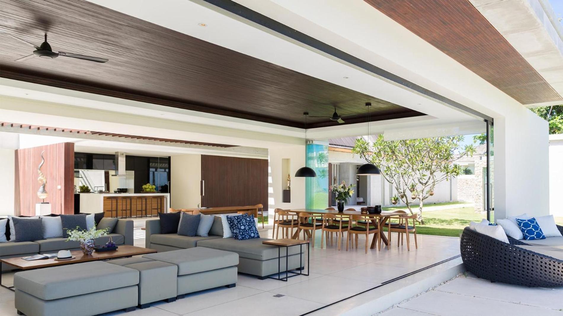 Fashionable Malabar Beachfront 5 Bedrooms 2 Kid's Bedrooms *