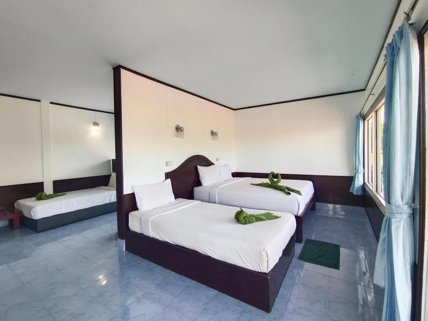 Phi Phi View Point Hotel 2*