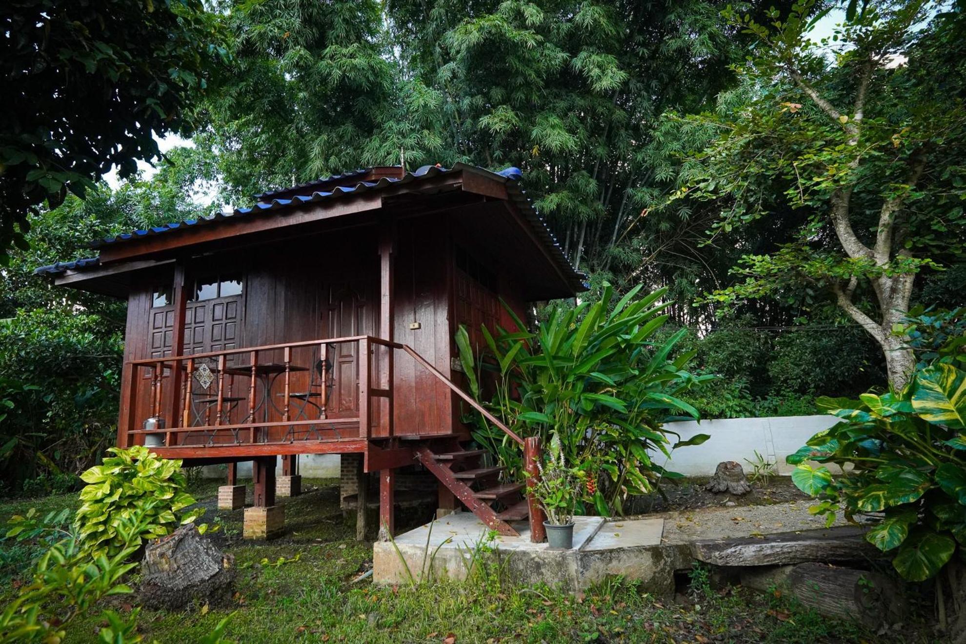 The Wes Village, Incl Free Breakfast & 100 Thb Food Gift 3* Chiang Dao