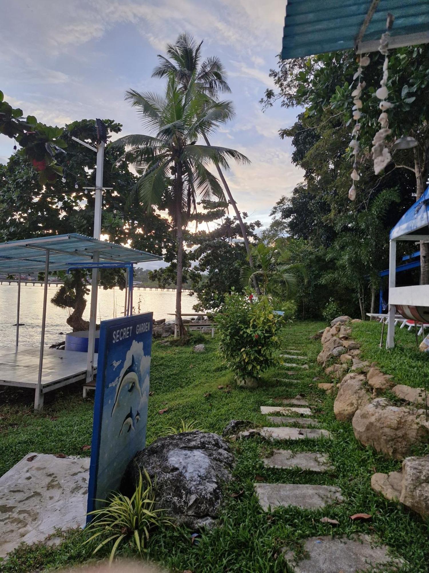 Secret Garden Family House