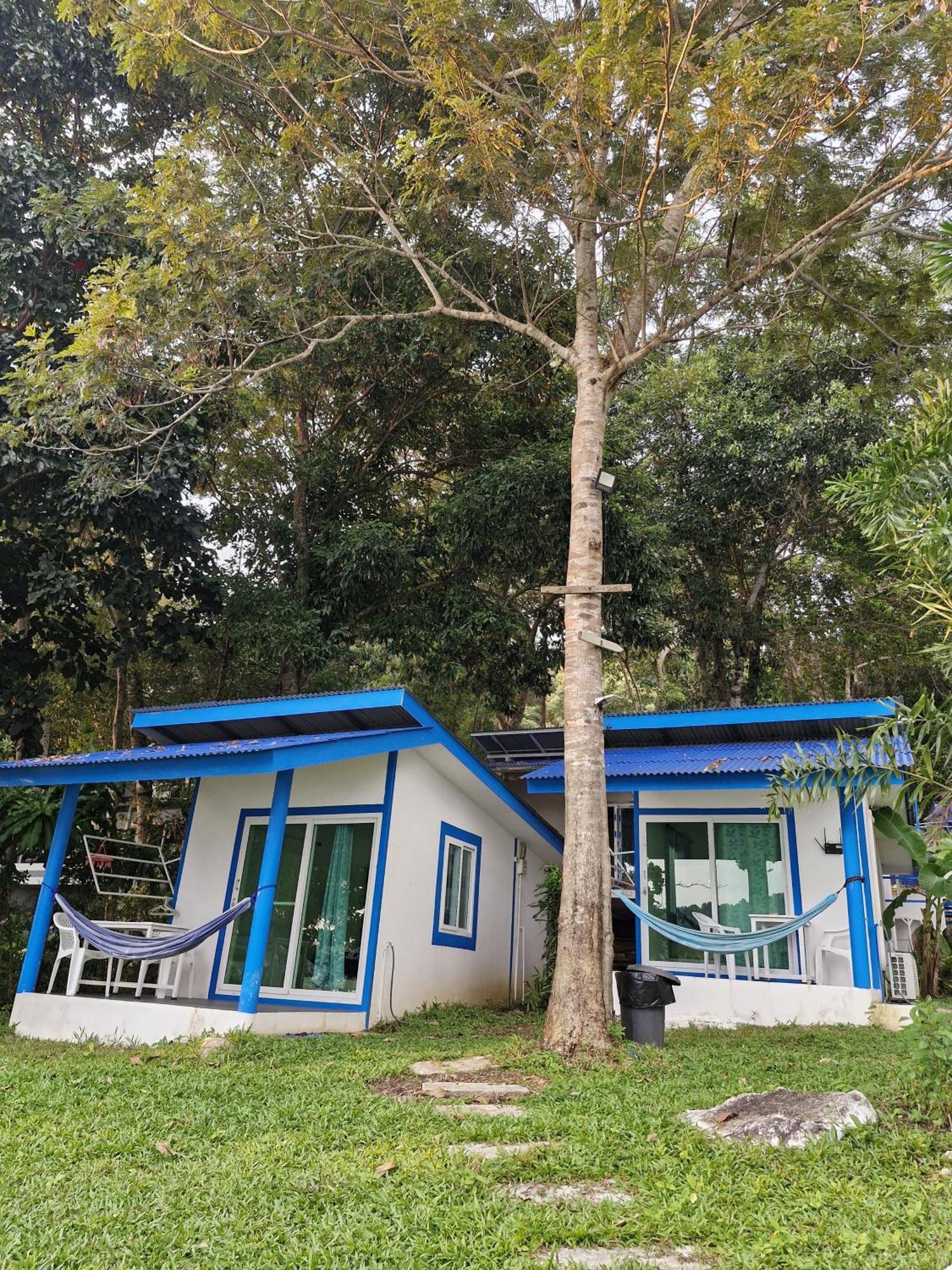Secret Garden Family House