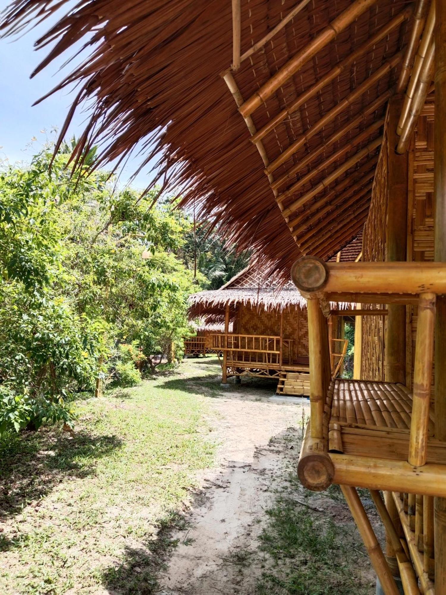 Hotel Koh Yao Front