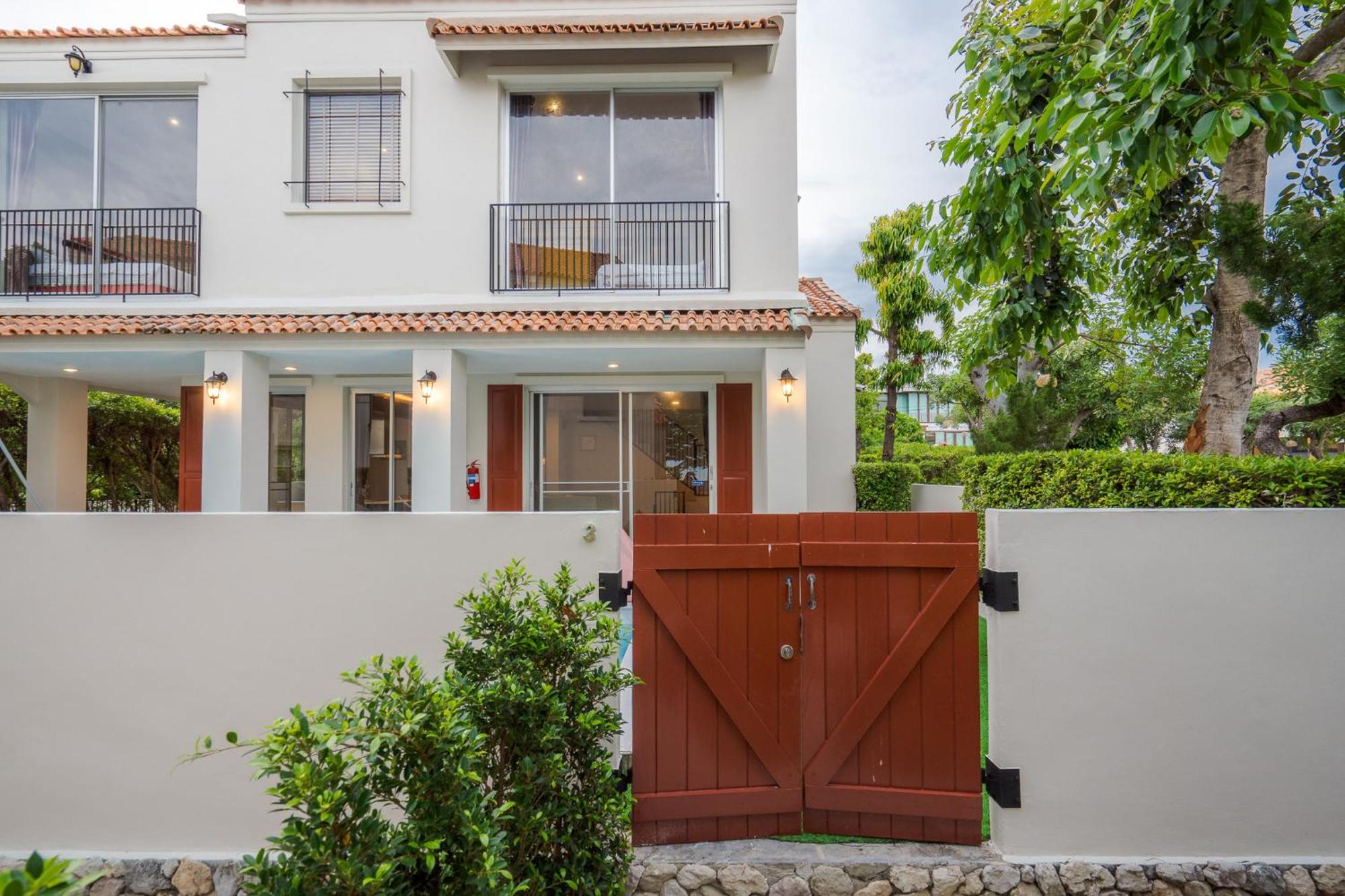 Villa Venice Village Hua Hin Pool