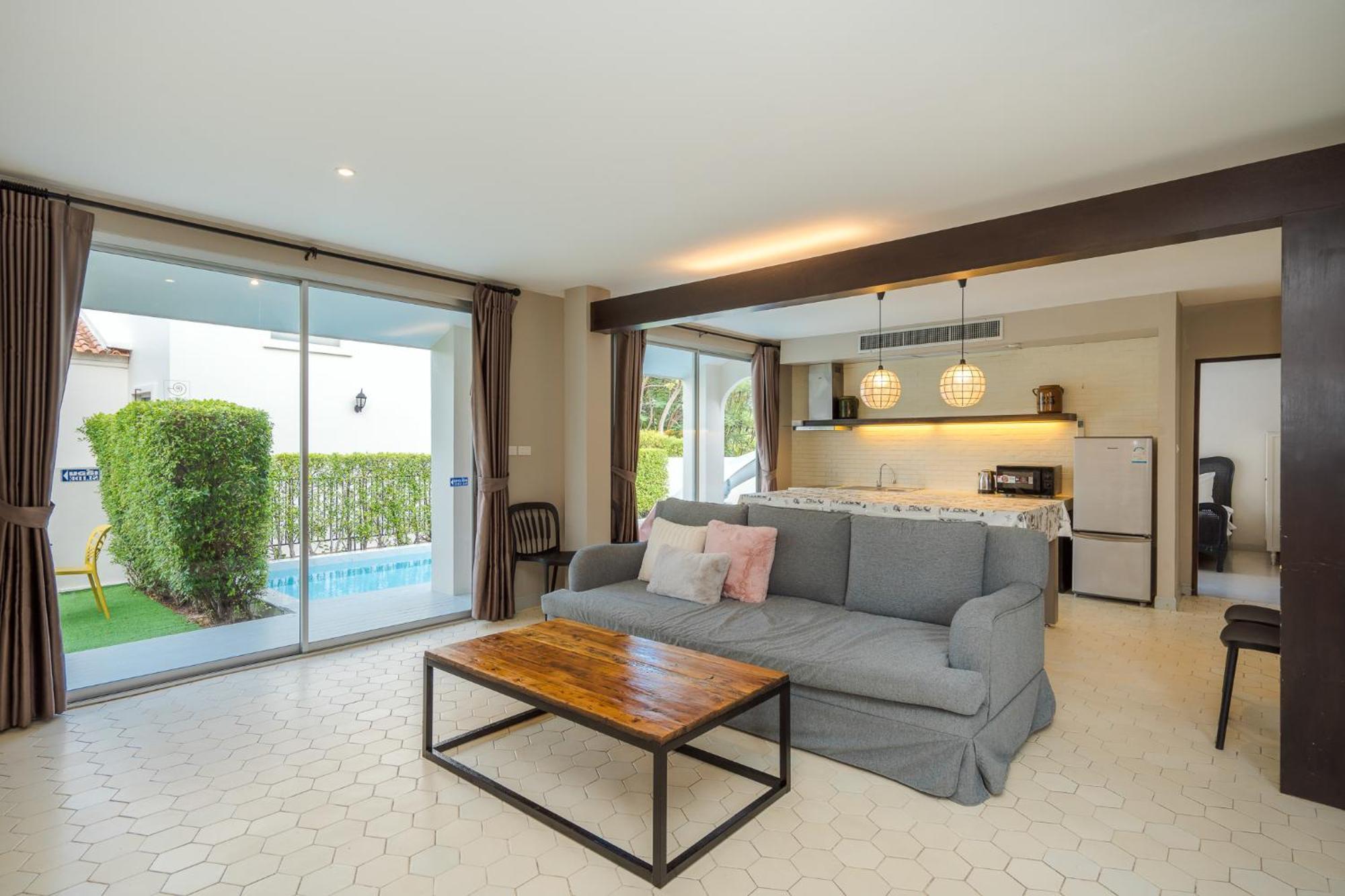 Venice Village Hua Hin Pool Villa Cha-Am