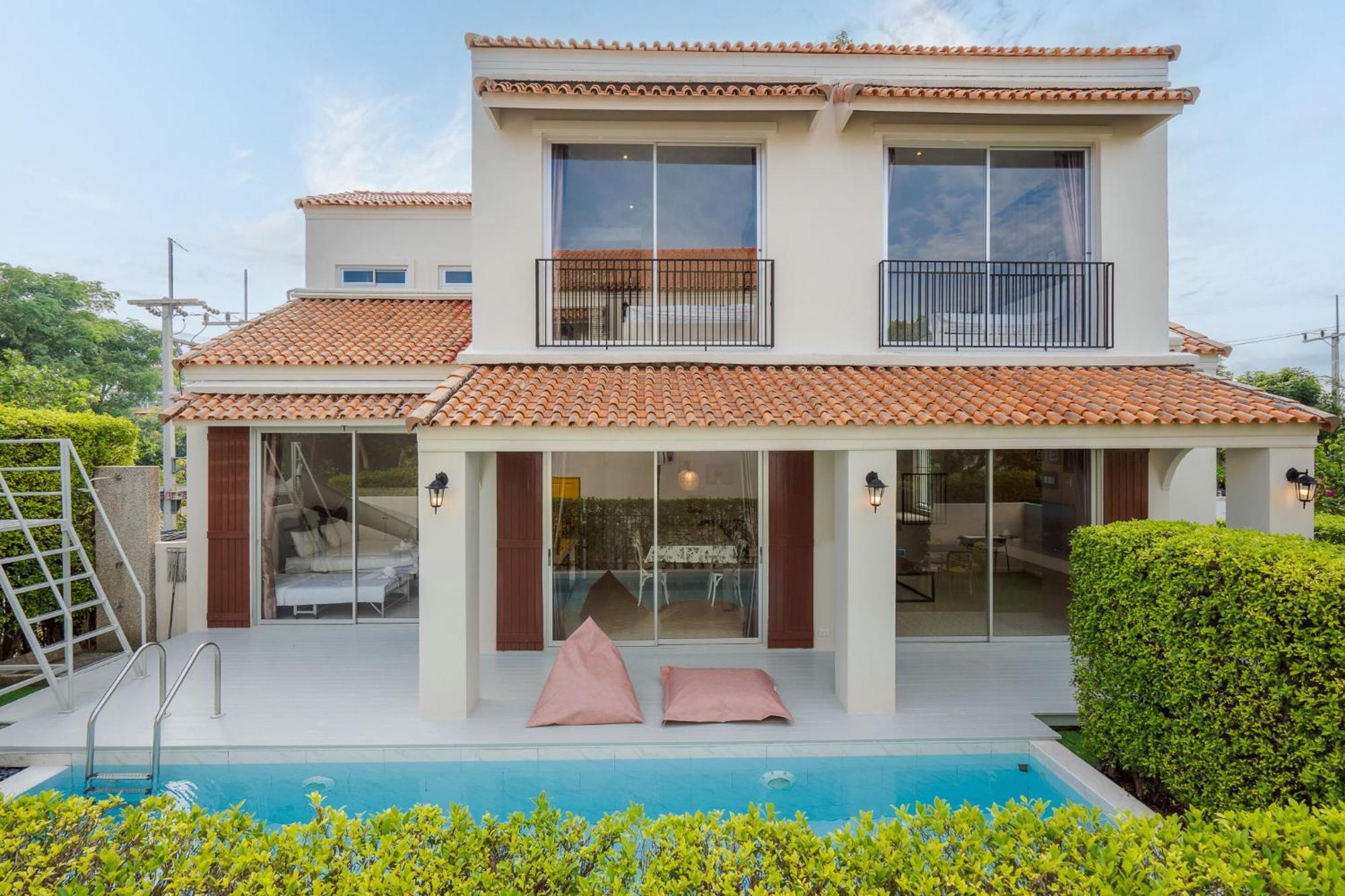Villa Venice Village Hua Hin Pool