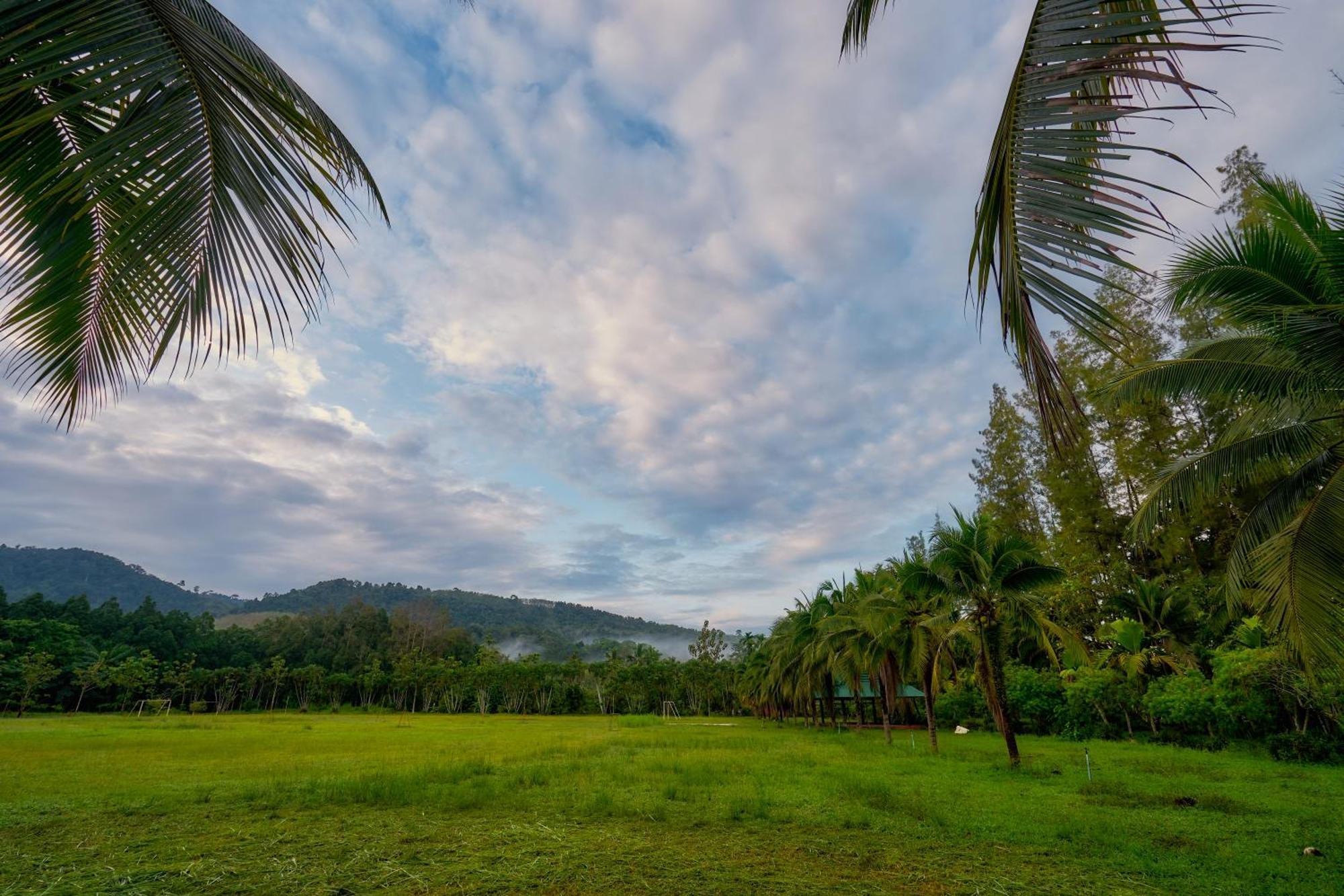 Sawasdee Lagoon Resort