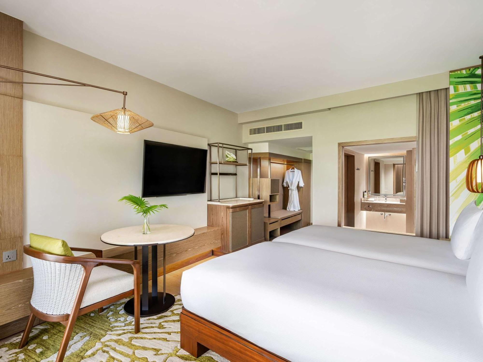 Resort Pullman Phuket 5*