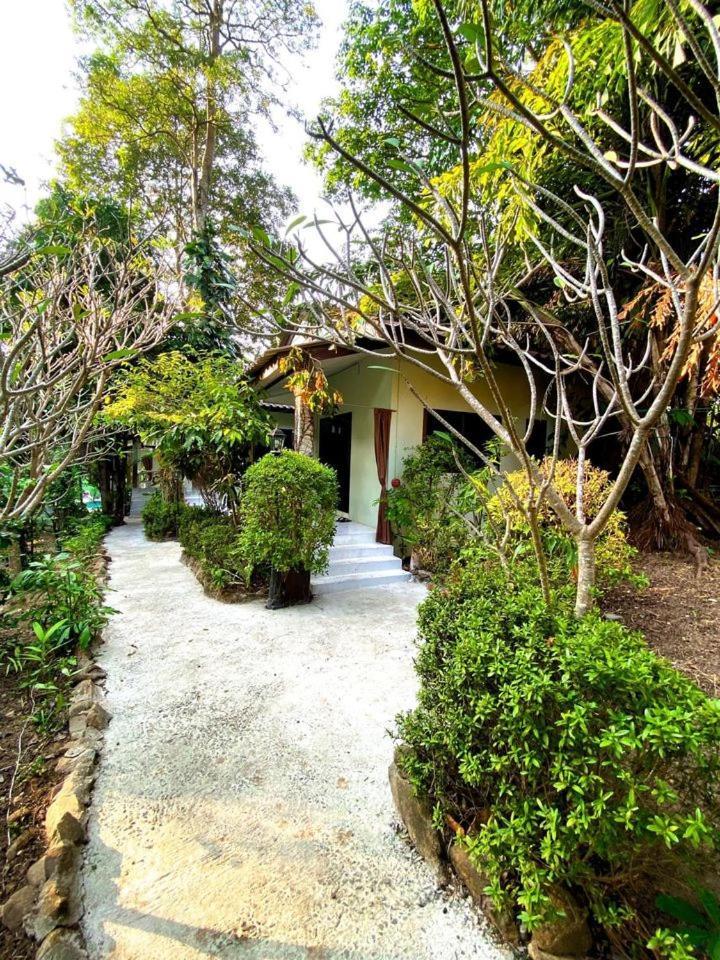 Kamrai Resort Koh Chang