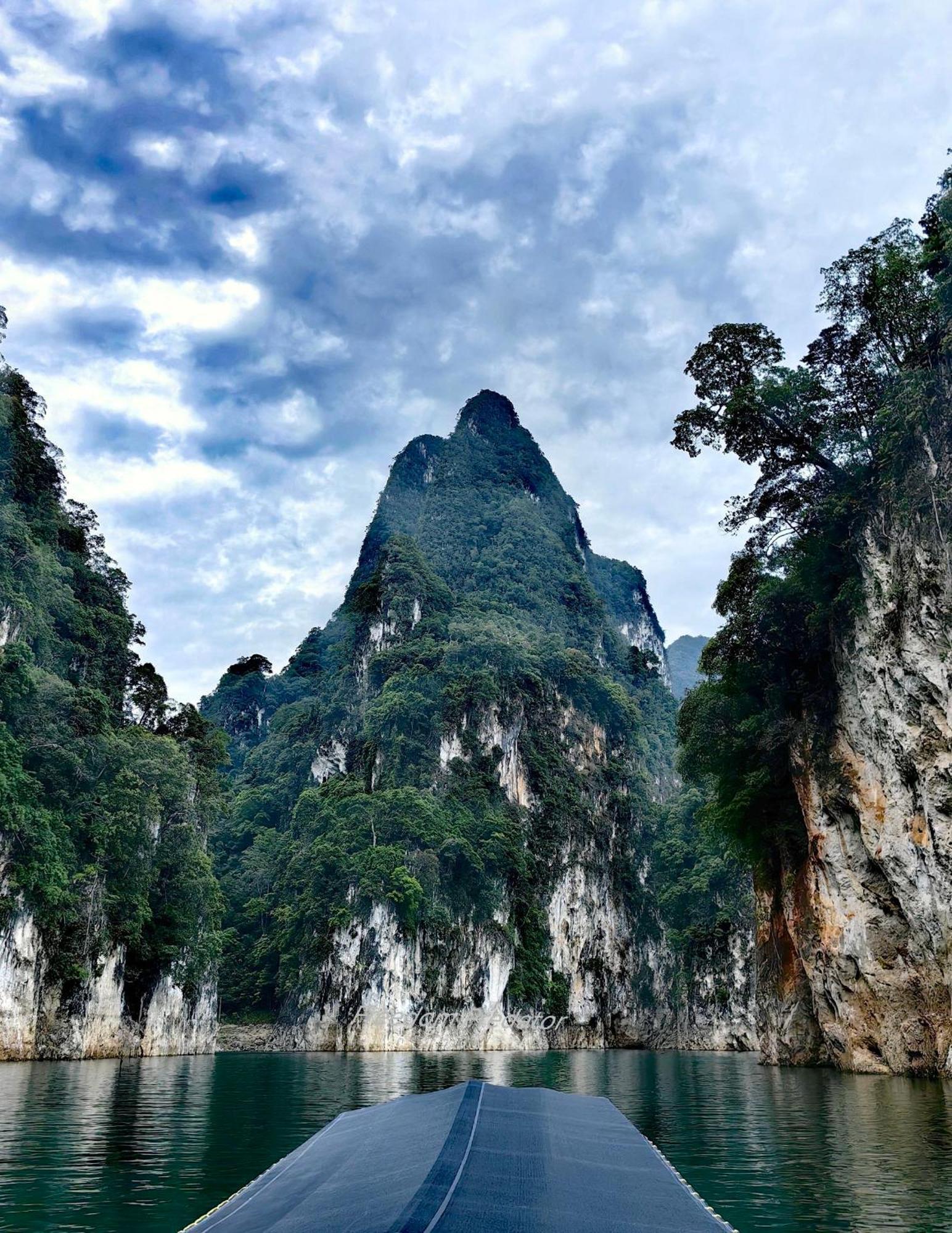 Khao Sok Country Hotel