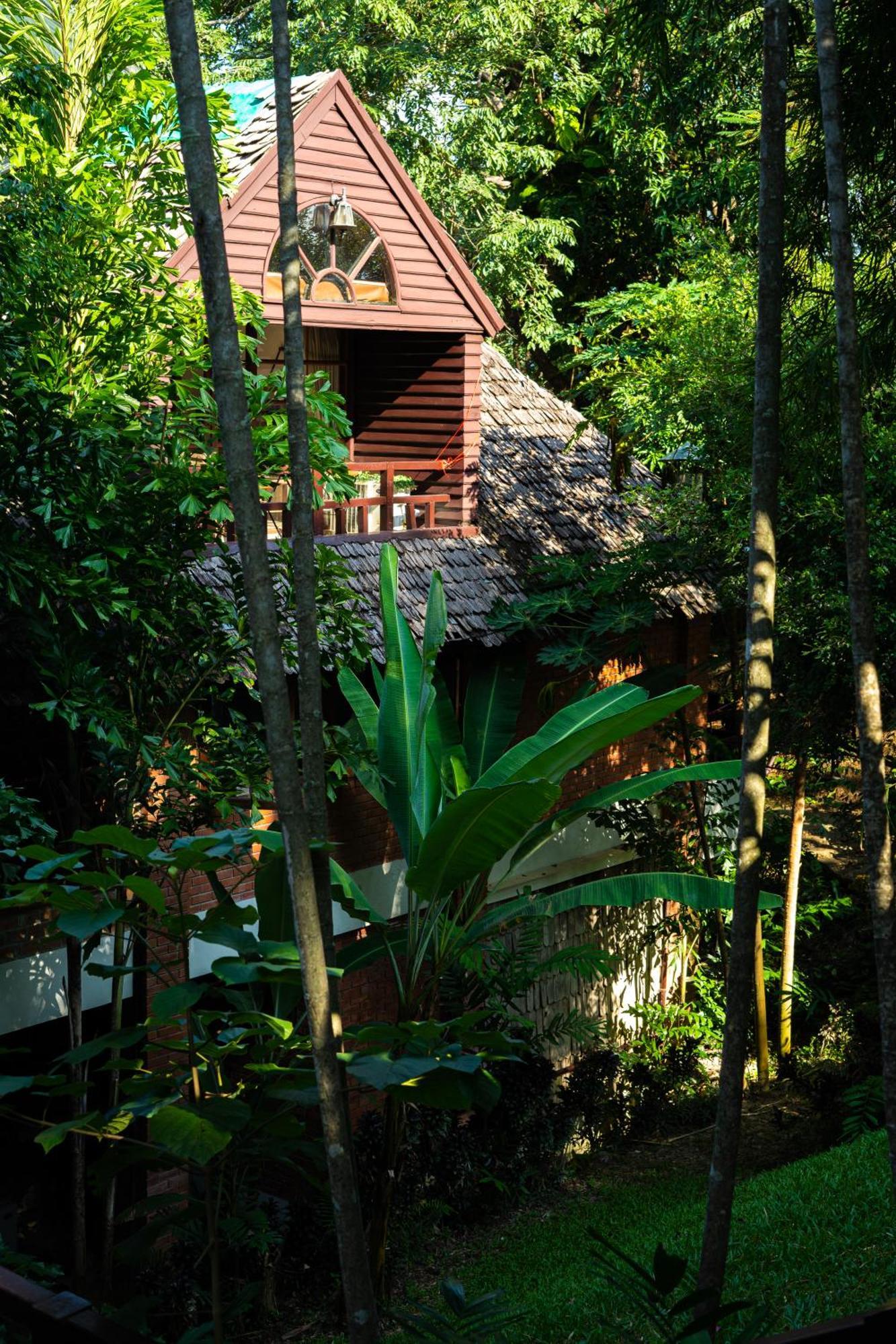 Issara Boutique Winery Hotel Muak Lek