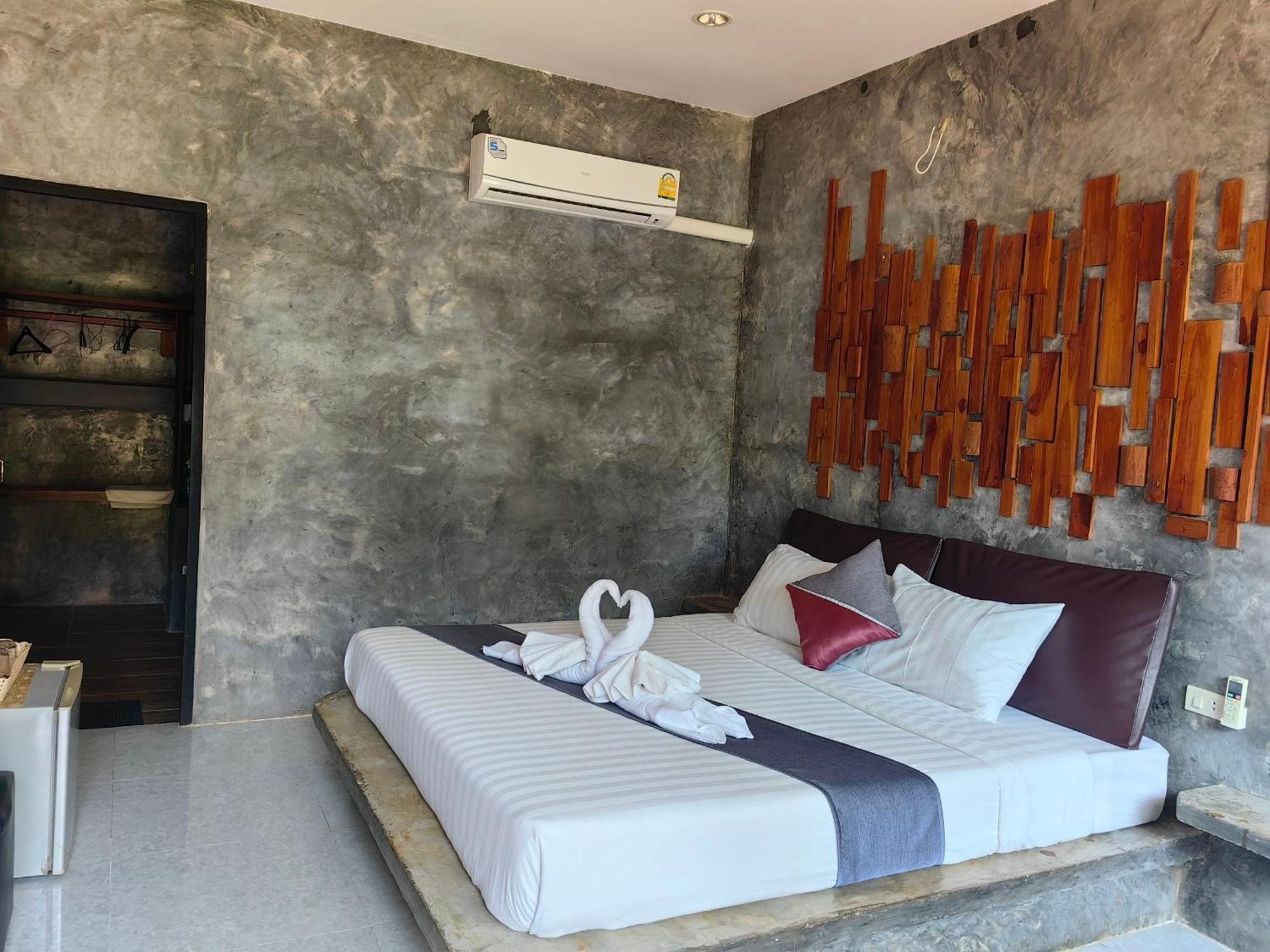 Keeree Loft Resort 3*